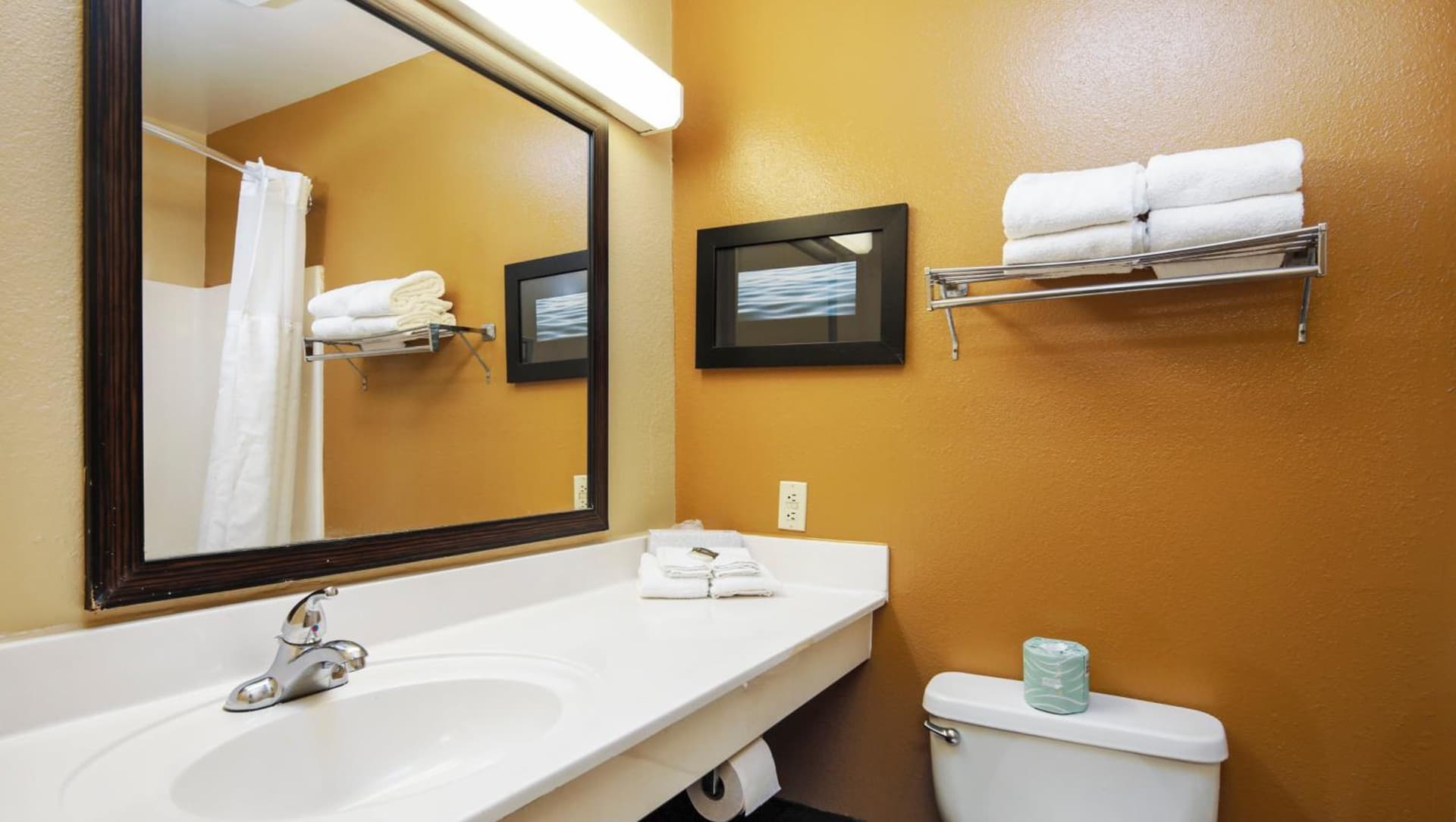 Home 1 Suites Extended Stay gallery photo in Montgomery, AL — image 11