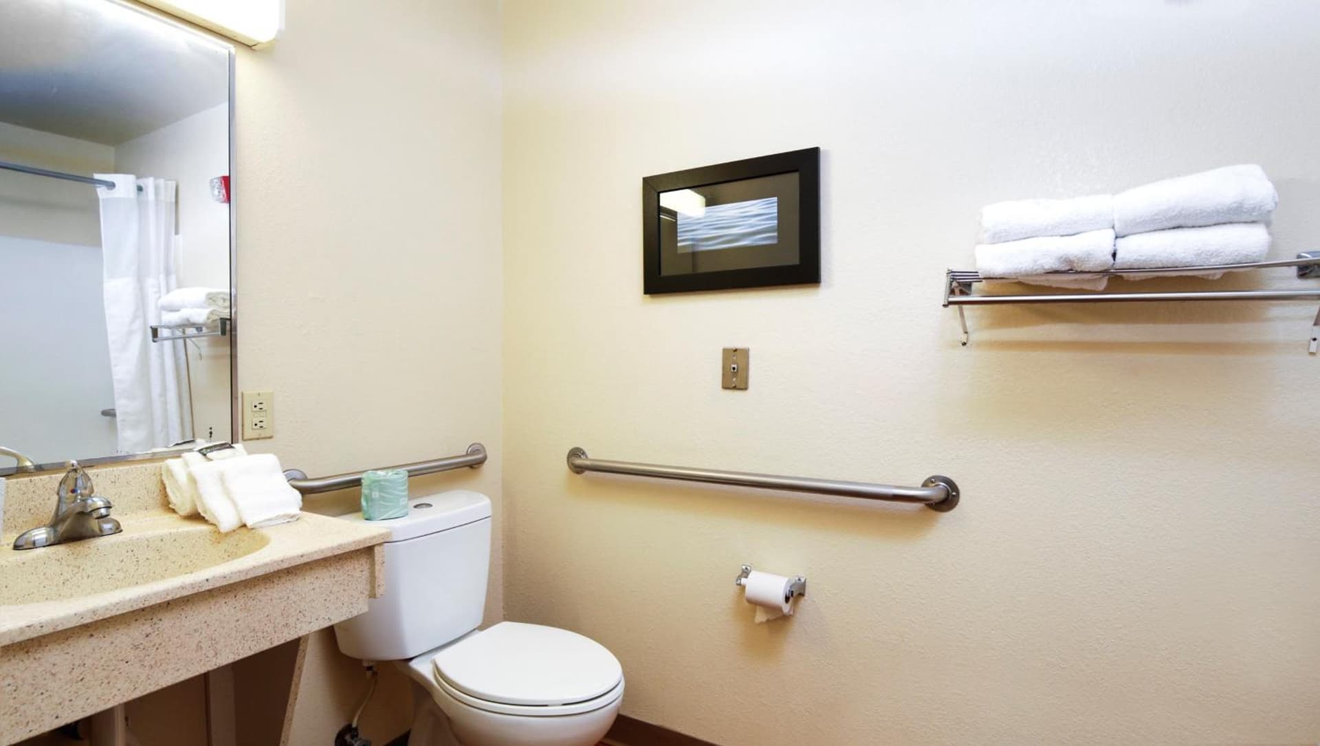 Home 1 Suites Extended Stay gallery photo in Montgomery, AL — image 27