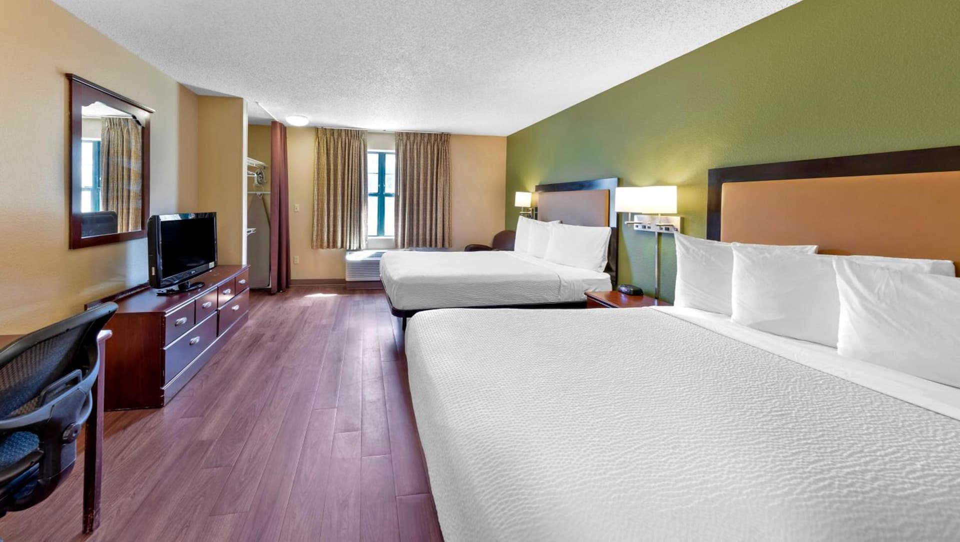 Home 1 Suites Extended Stay gallery photo in Montgomery, AL — image 19