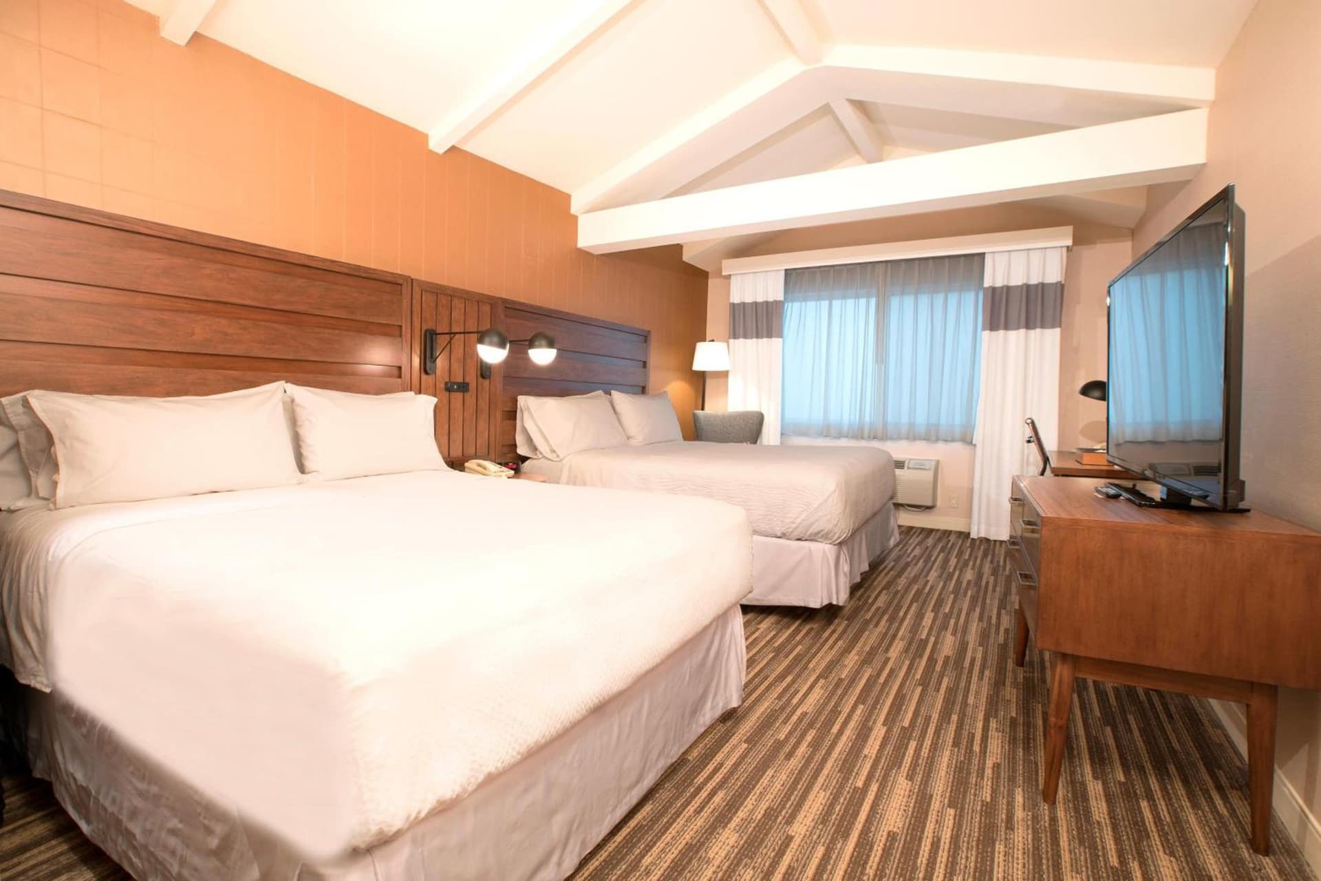 Best Western Premier Plainview-Long Island Hotel gallery photo in Plainview, NY — image 8