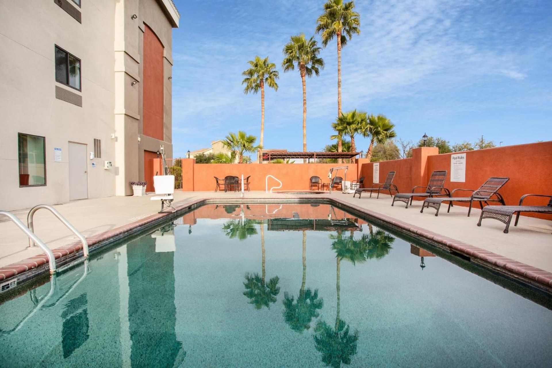 Holiday Inn Express & Suites Tucson North - Marana, by IHG property views in Tucson, AZ — gallery photo 3