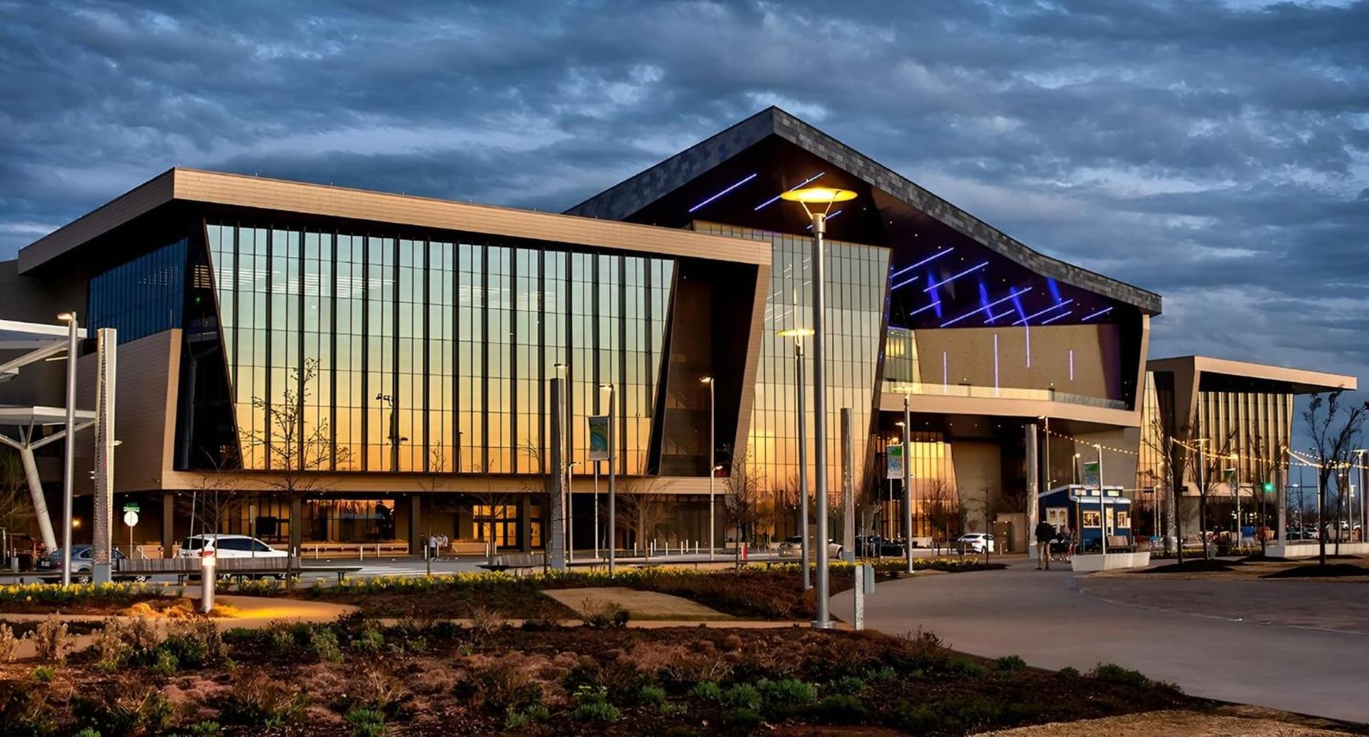 Holiday Inn Express & Suites Moore by IHG gallery photo in Moore, OK — image 53