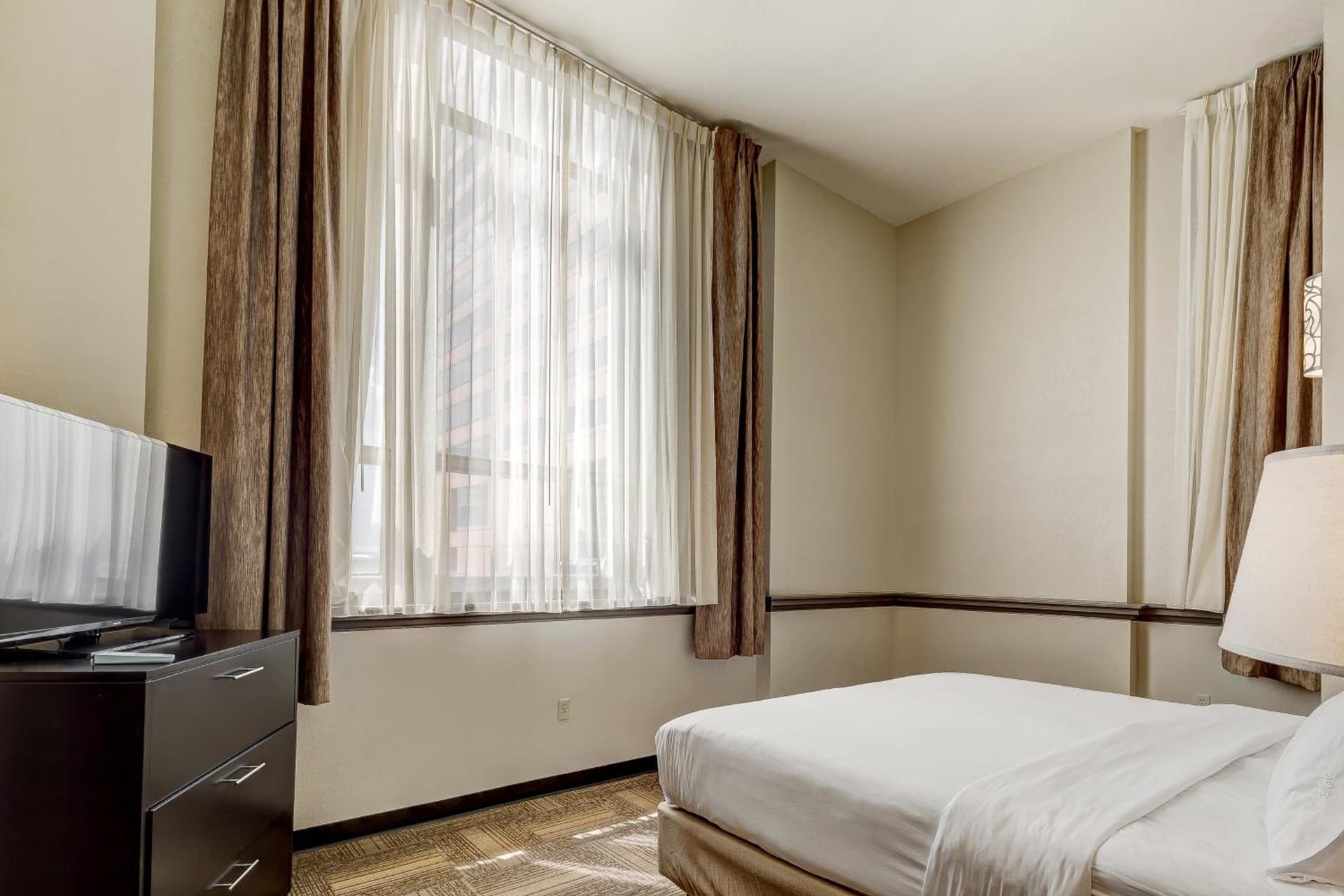Staybridge Suites Baltimore - Inner Harbor by IHG gallery photo in Baltimore, MD — image 86