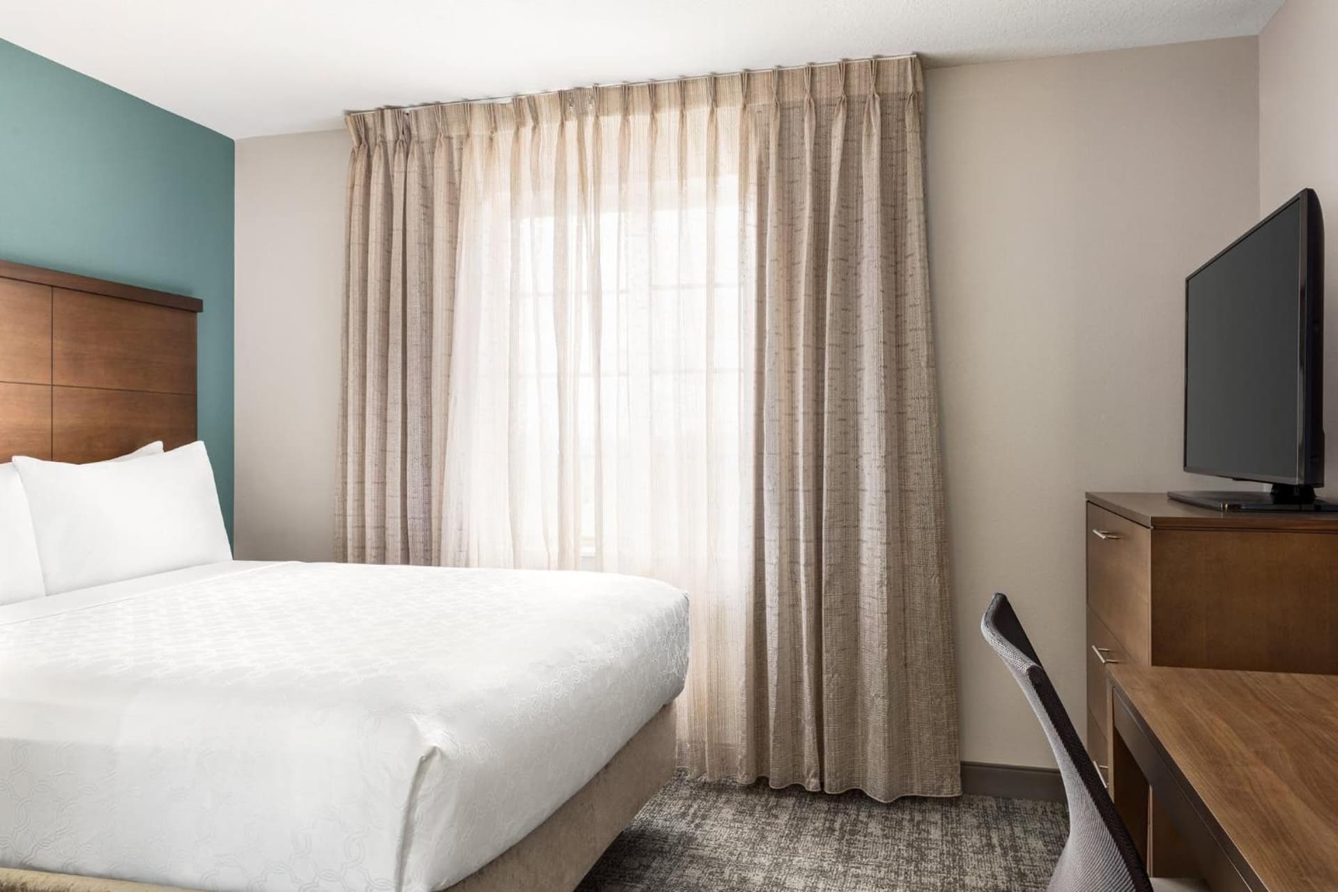 Staybridge Suites Fort Wayne by IHG gallery photo in Fort Wayne, IN — image 40
