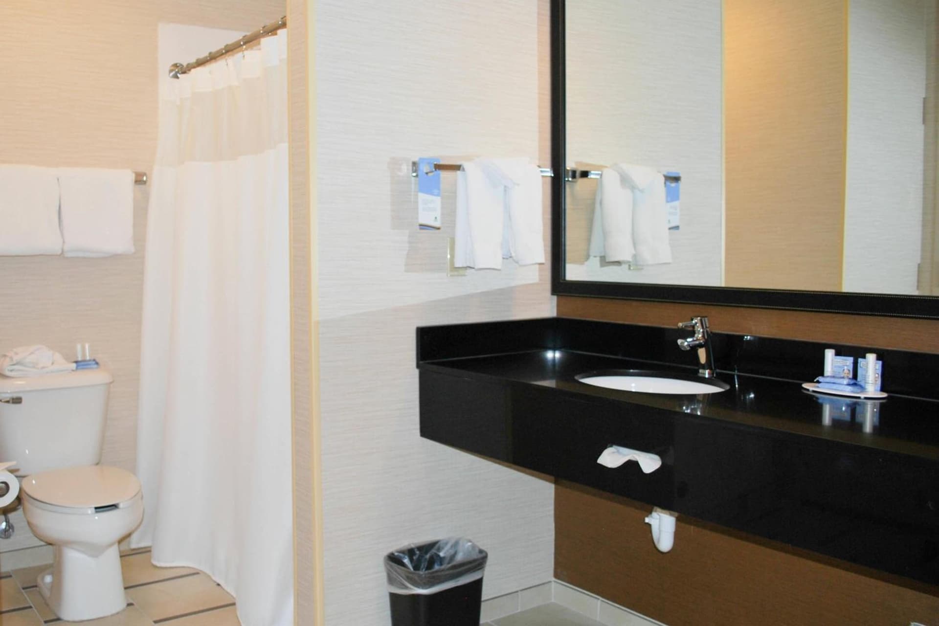 Fairfield Inn Kansas City Downtown/Union Hill gallery photo in Kansas City, MO — image 11