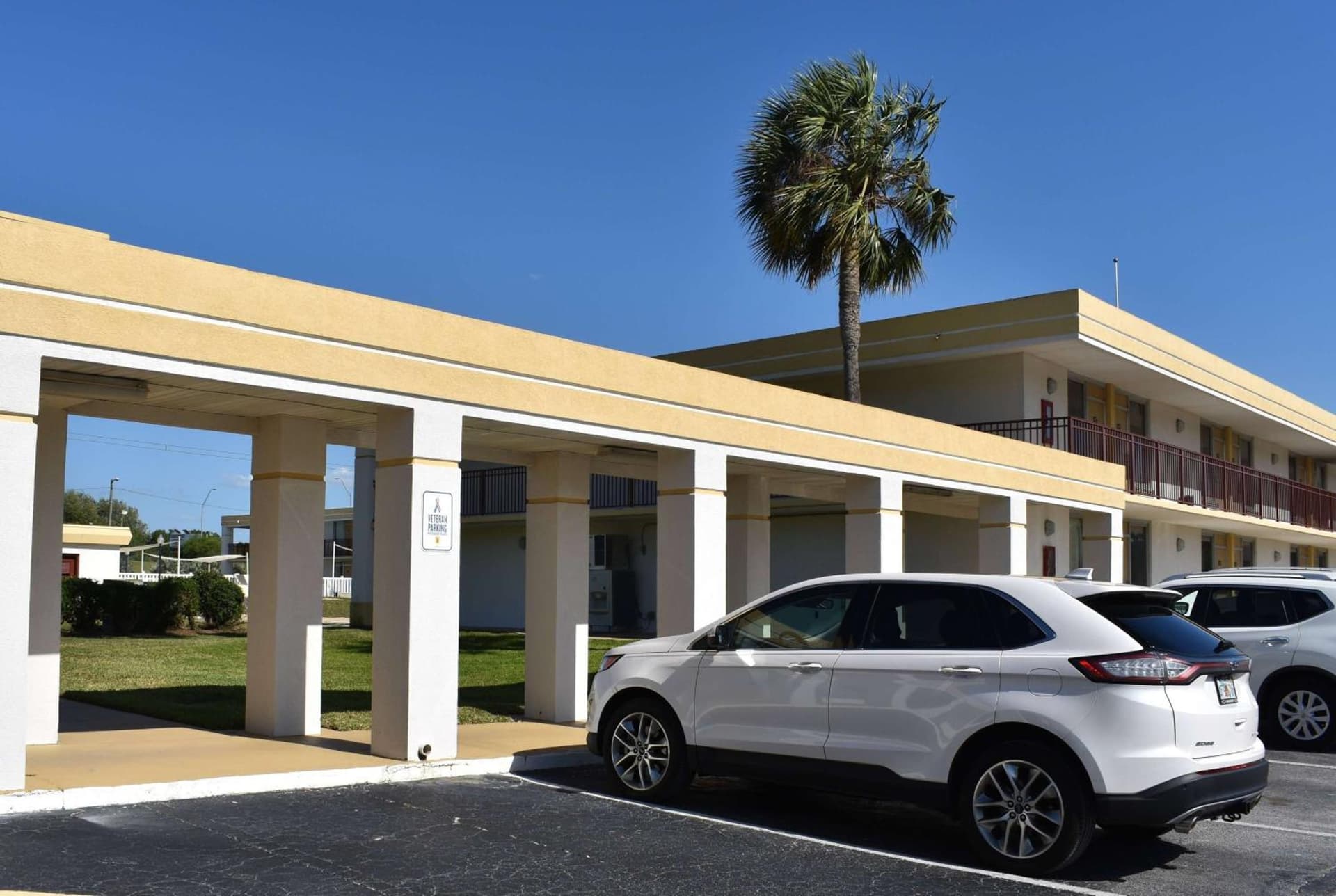Super 8 by Wyndham Ocala I-75 gallery photo in Ocala, FL — image 39