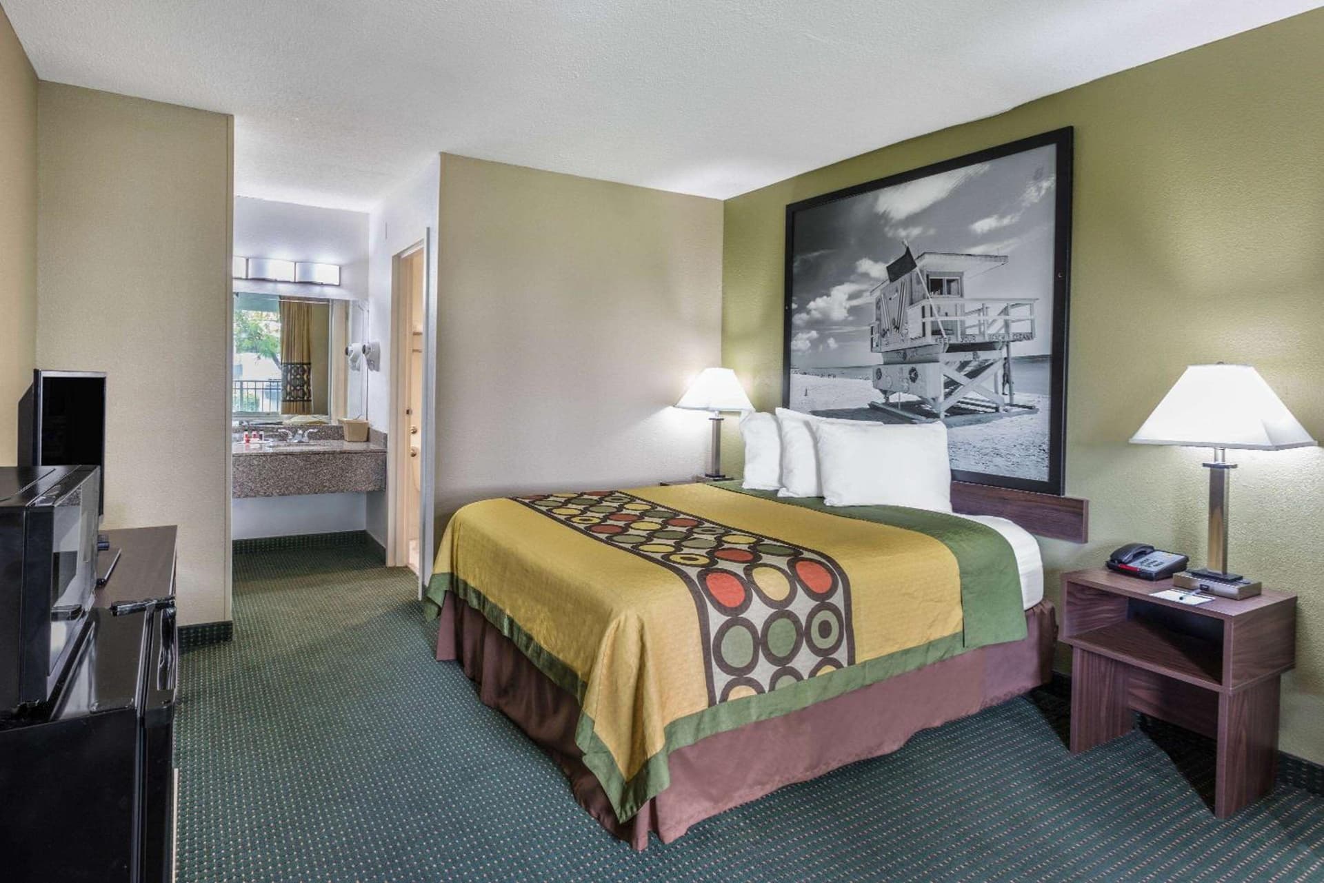 Super 8 by Wyndham Ocala I-75 gallery photo in Ocala, FL — image 53