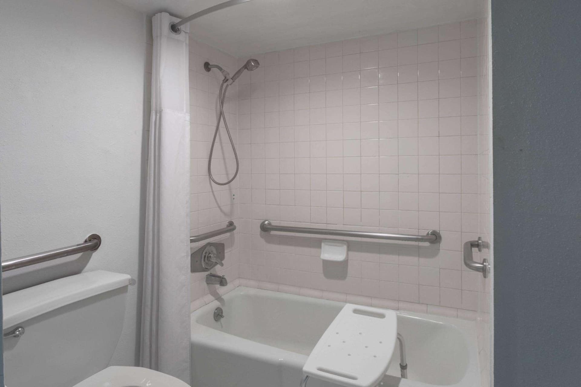 Super 8 by Wyndham Ocala I-75 gallery photo in Ocala, FL — image 23
