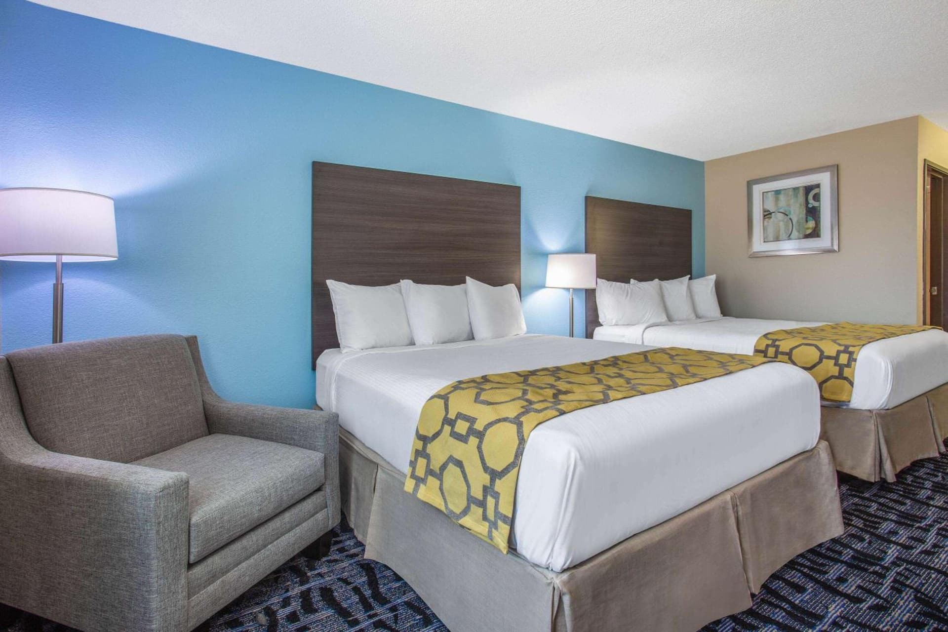 Baymont by Wyndham Joliet gallery photo in Joliet, IL — image 23