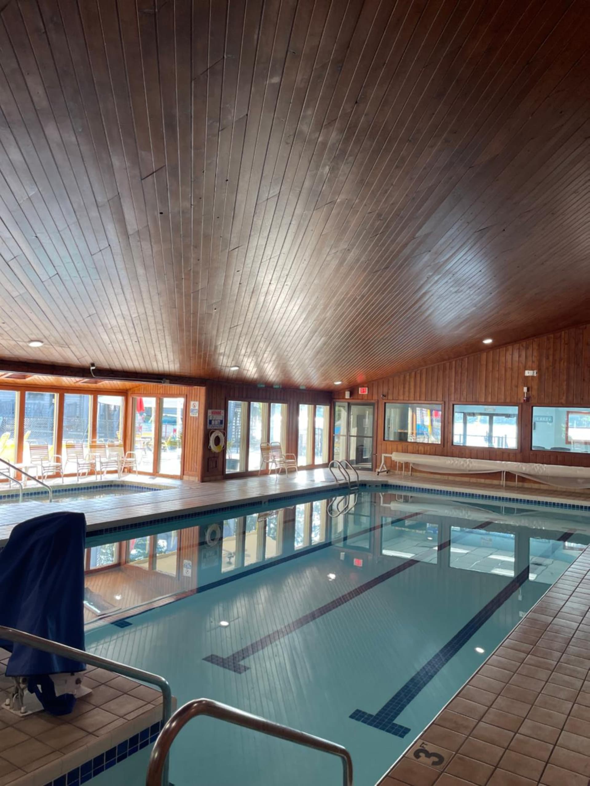 Caribbean Club Resort property views in Wisconsin Dells, WI — gallery photo 3