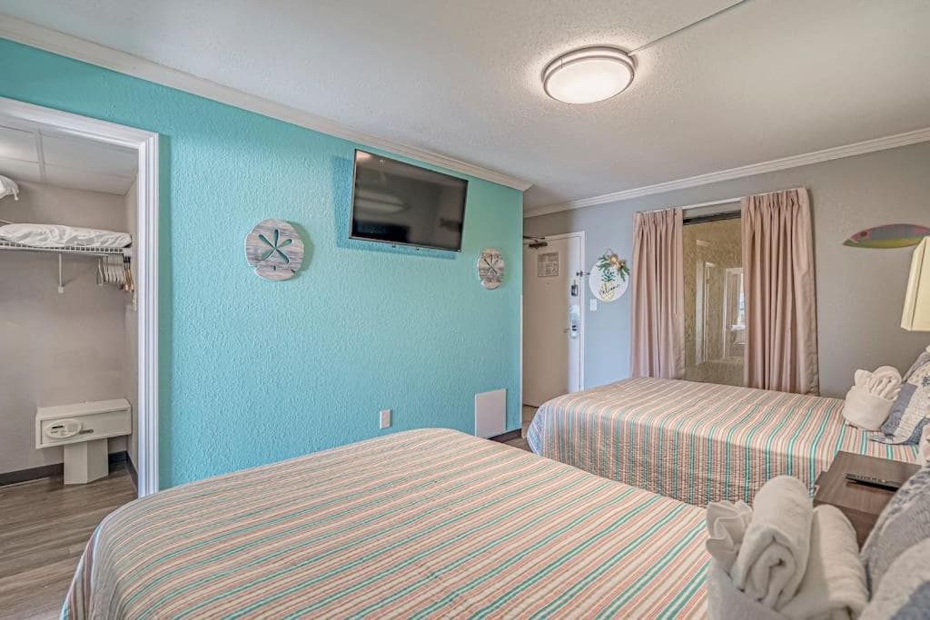 Beautiful Ocean views, on 15th floor! interior in Myrtle Beach, SC — gallery photo 2