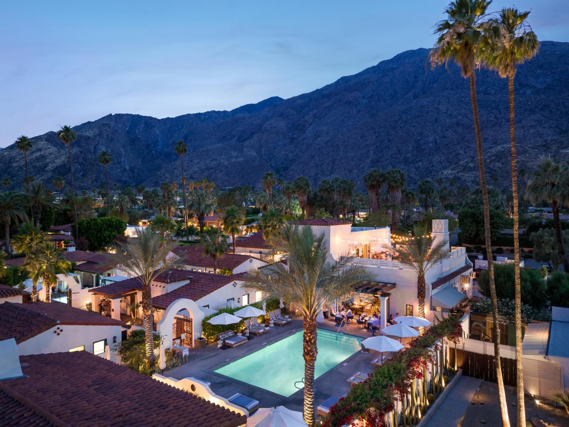 La Serena Villas interior in Palm Springs, CA — gallery photo 2