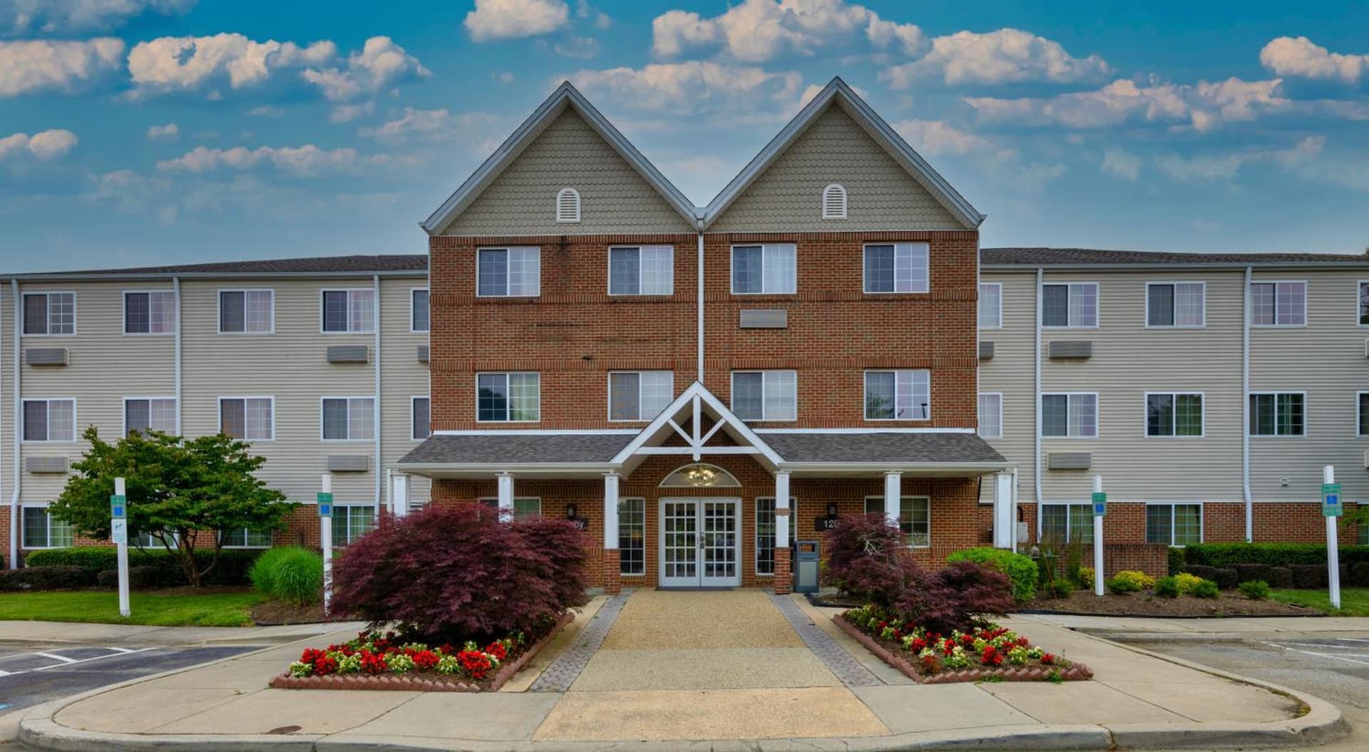 TownePlace Suites by Marriott Annapolis interior in Annapolis, MD — gallery photo 2