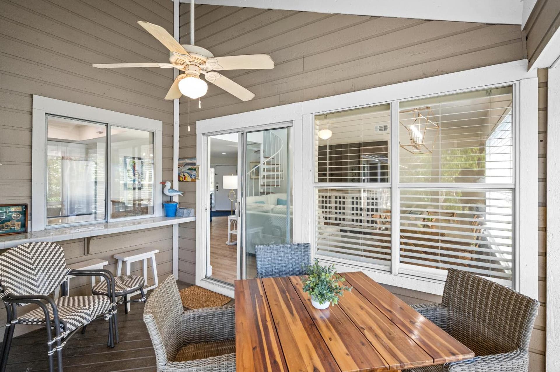 Hidden Dunes Resort #131 interior in Destin, FL — gallery photo 2