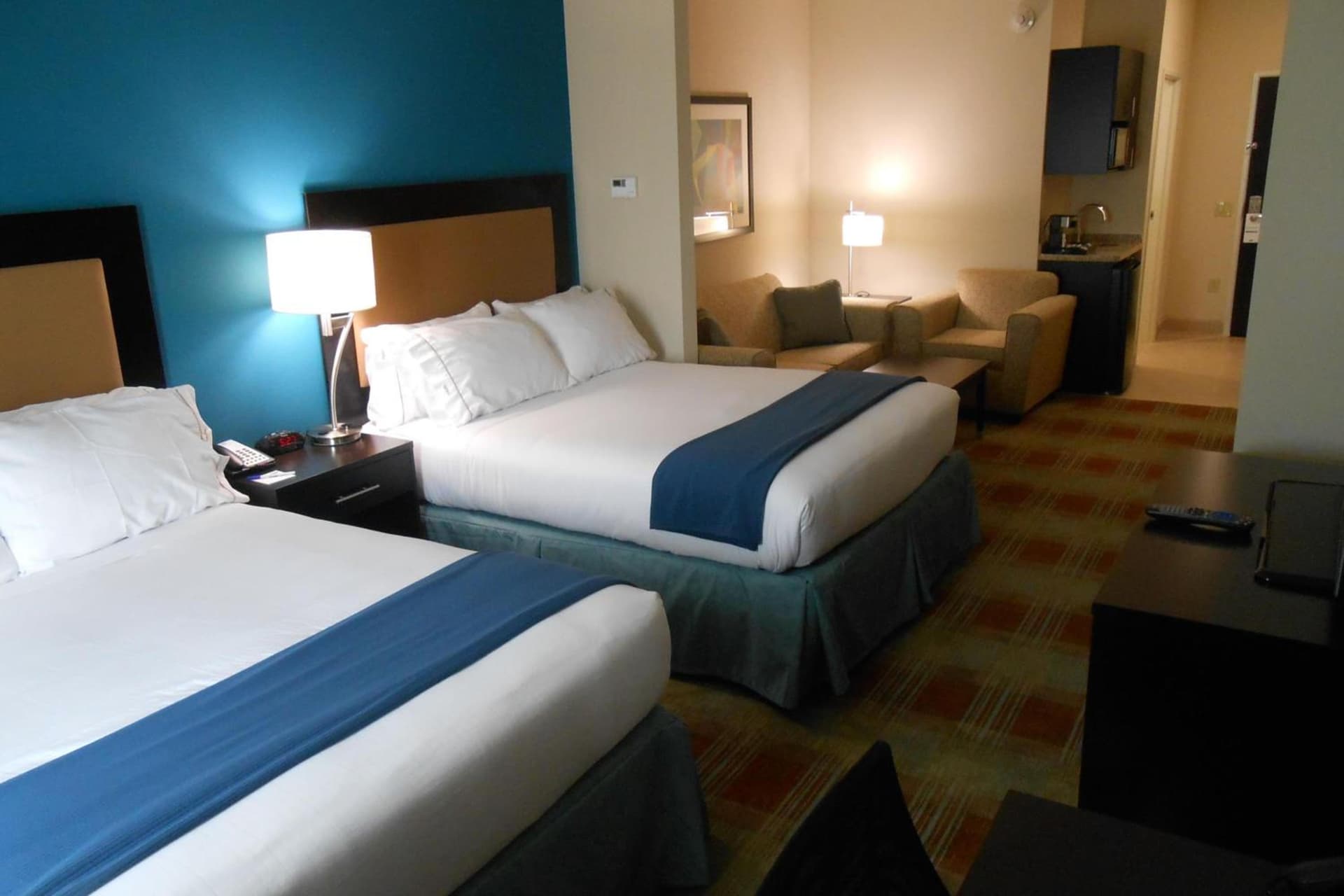Holiday Inn Express & Suites Houston Northwest-Brookhollow by IHG interior in Houston, TX — gallery photo 2