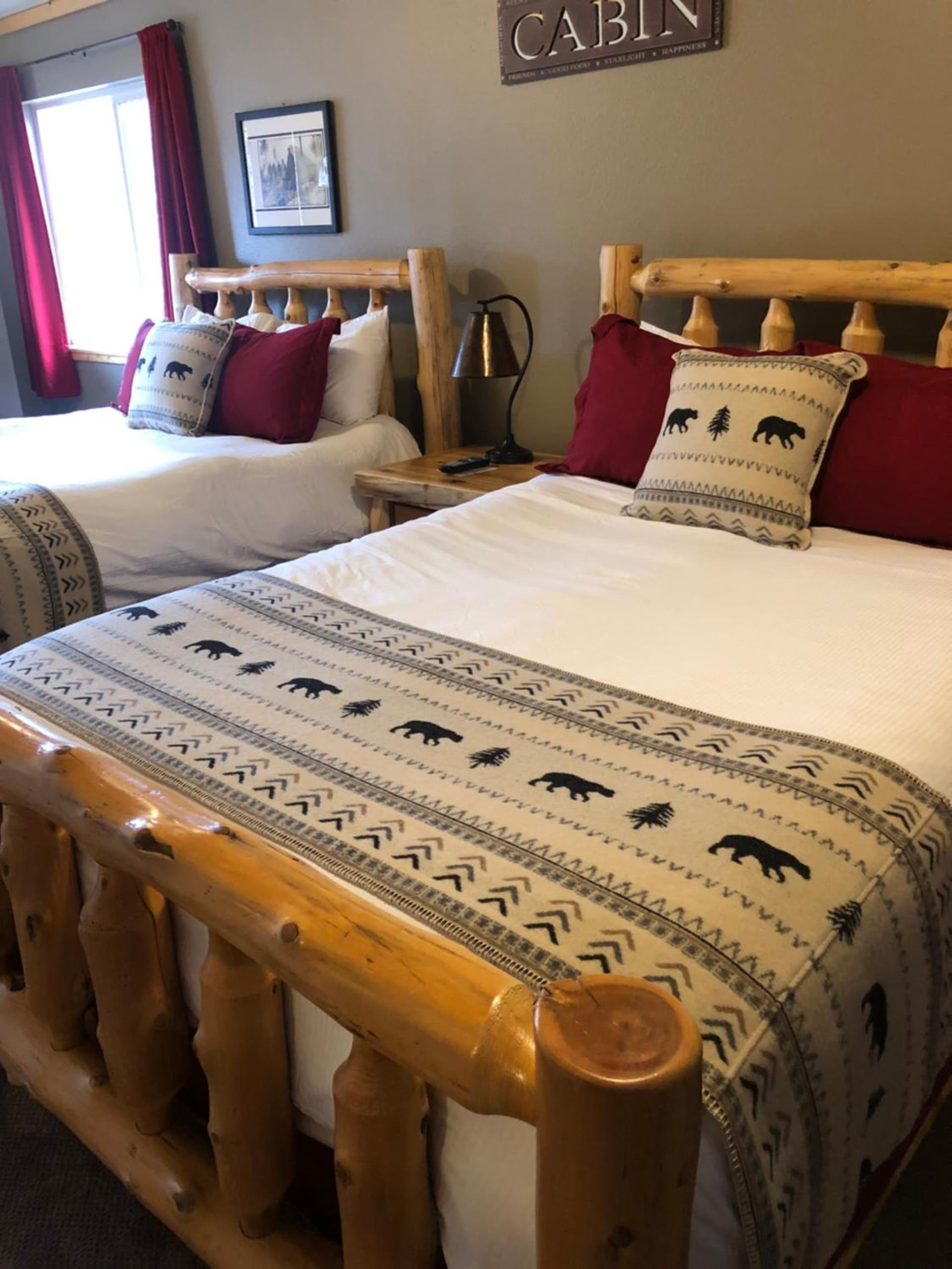 Summit Lake Lodge interior in Summit Lake, AK — gallery photo 2