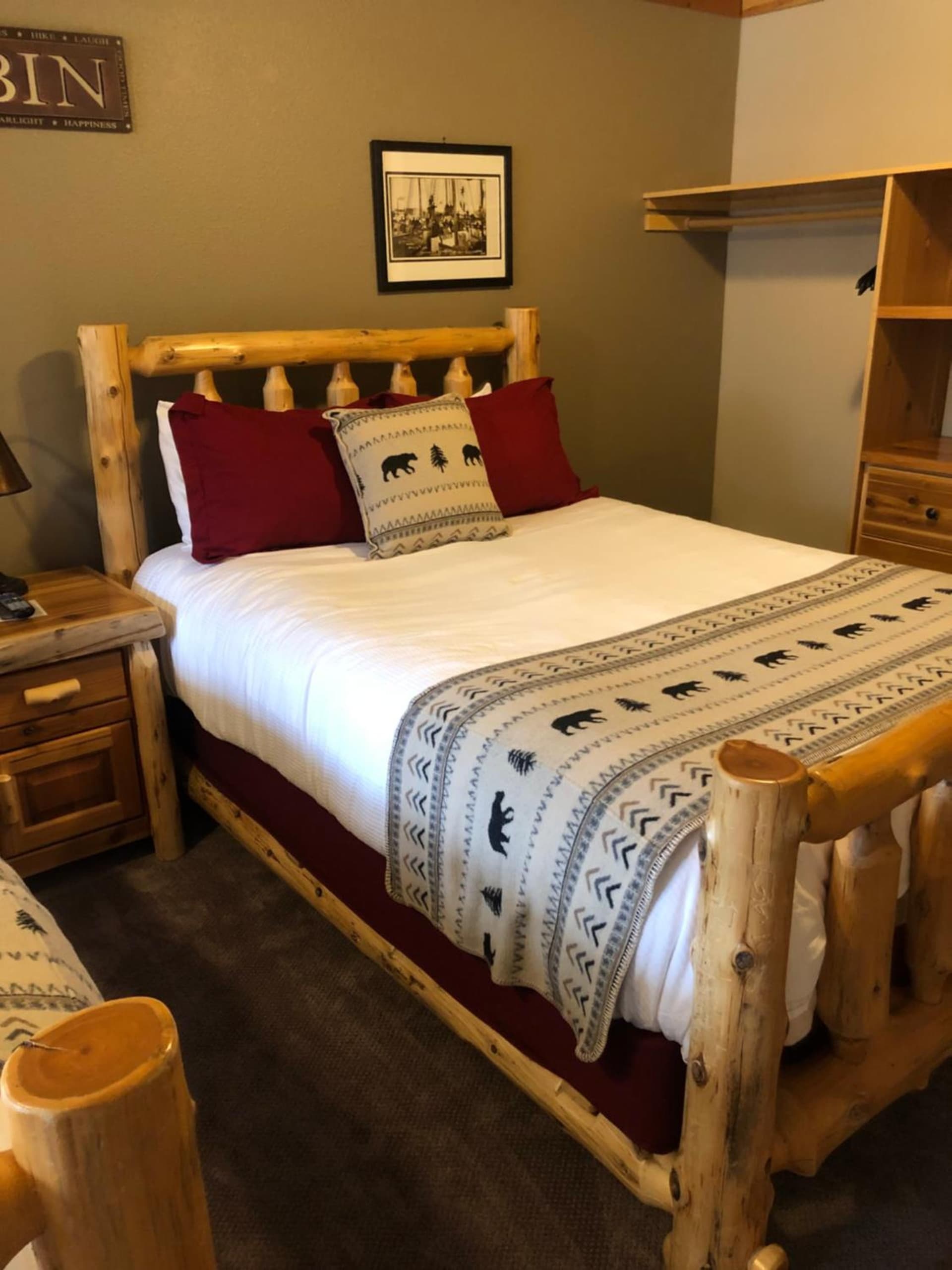Summit Lake Lodge property views in Summit Lake, AK — gallery photo 3