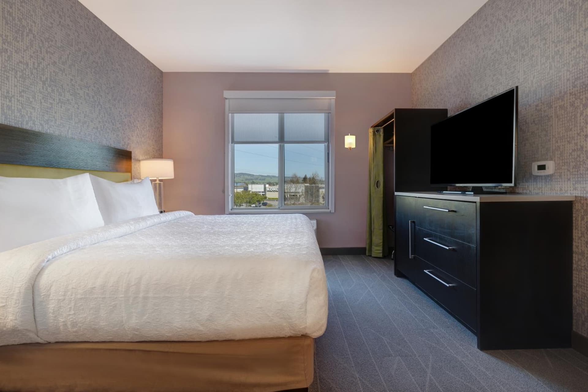 Home2 Suites By Hilton Petaluma gallery photo in Petaluma, CA — image 8