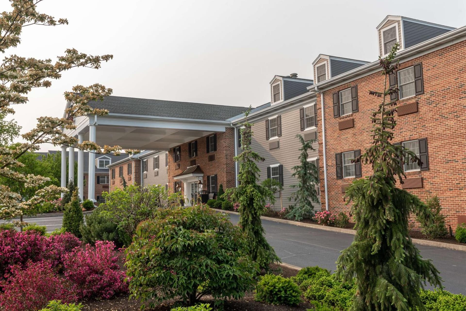 The Inn at Lewisburg, BW Signature Collection property views in Lewisburg, PA — gallery photo 3