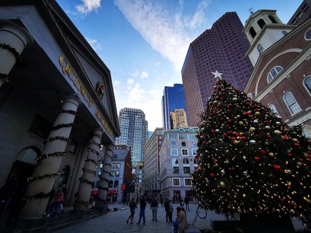 Location+Comfort+Convenience featured exterior or lobby in Boston, MA — similar hotel