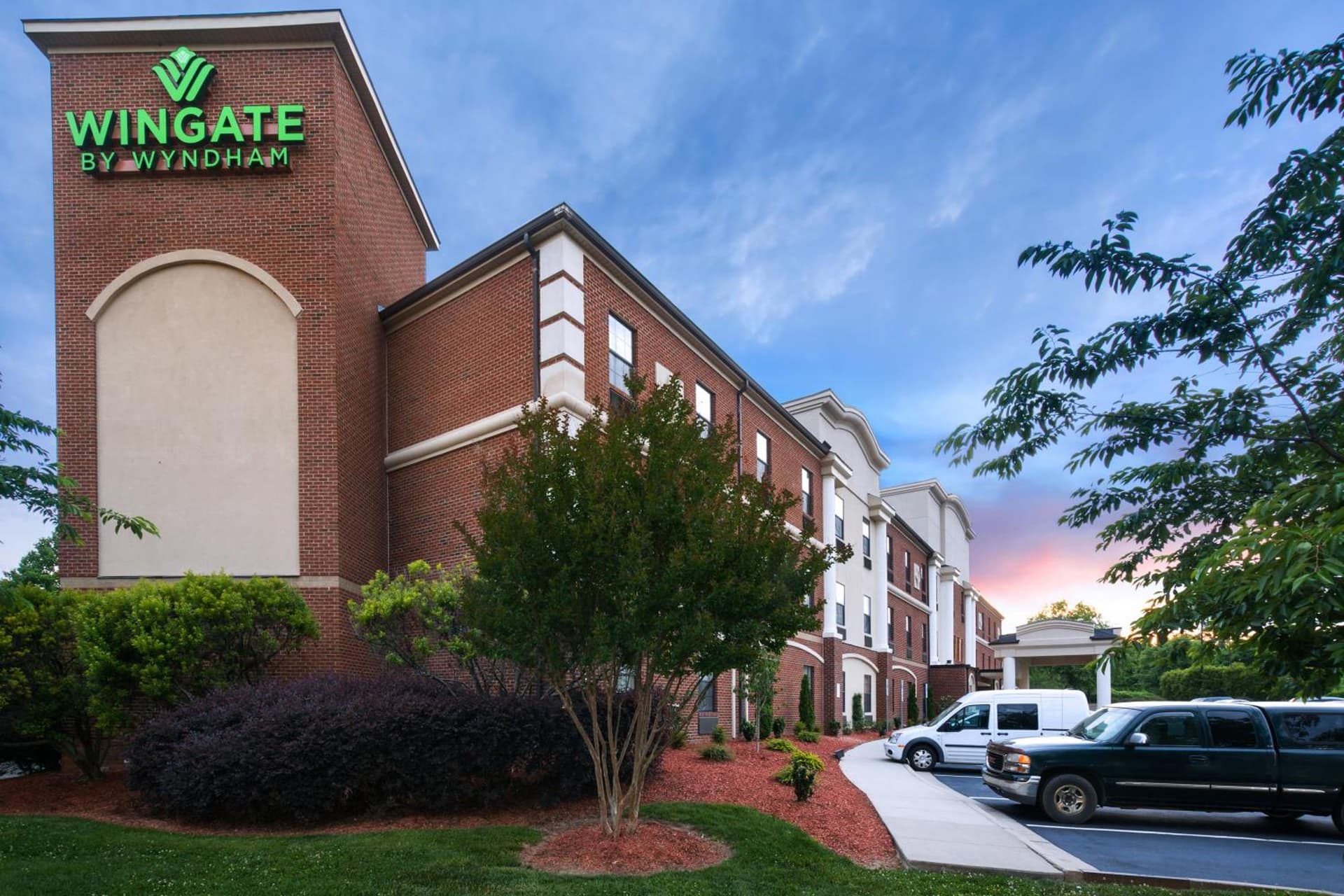 Wingate by Wyndham High Point Greensboro Airport South interior in High Point, NC — gallery photo 2
