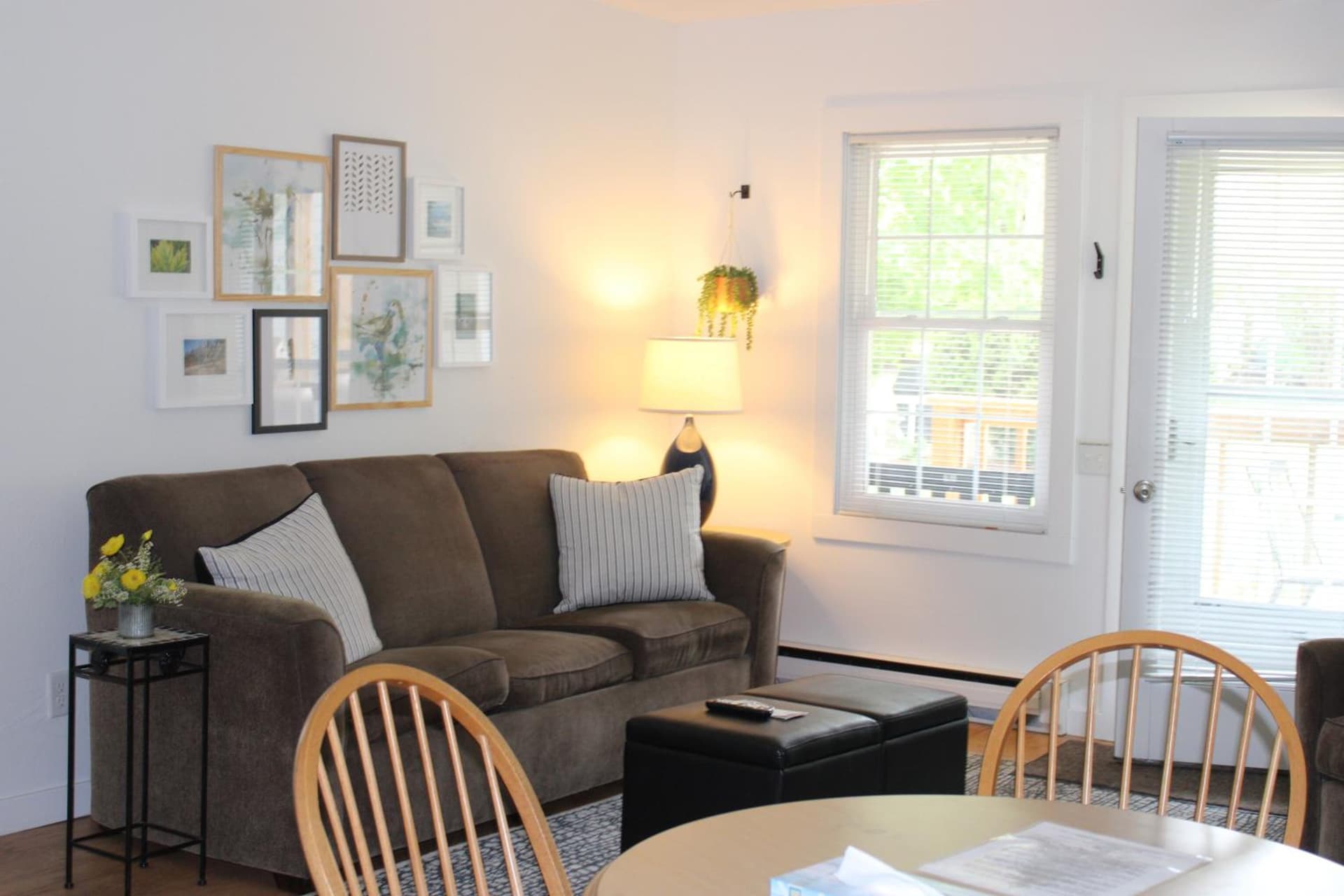 Cedar Court Inn interior in Fish Creek — gallery photo 2