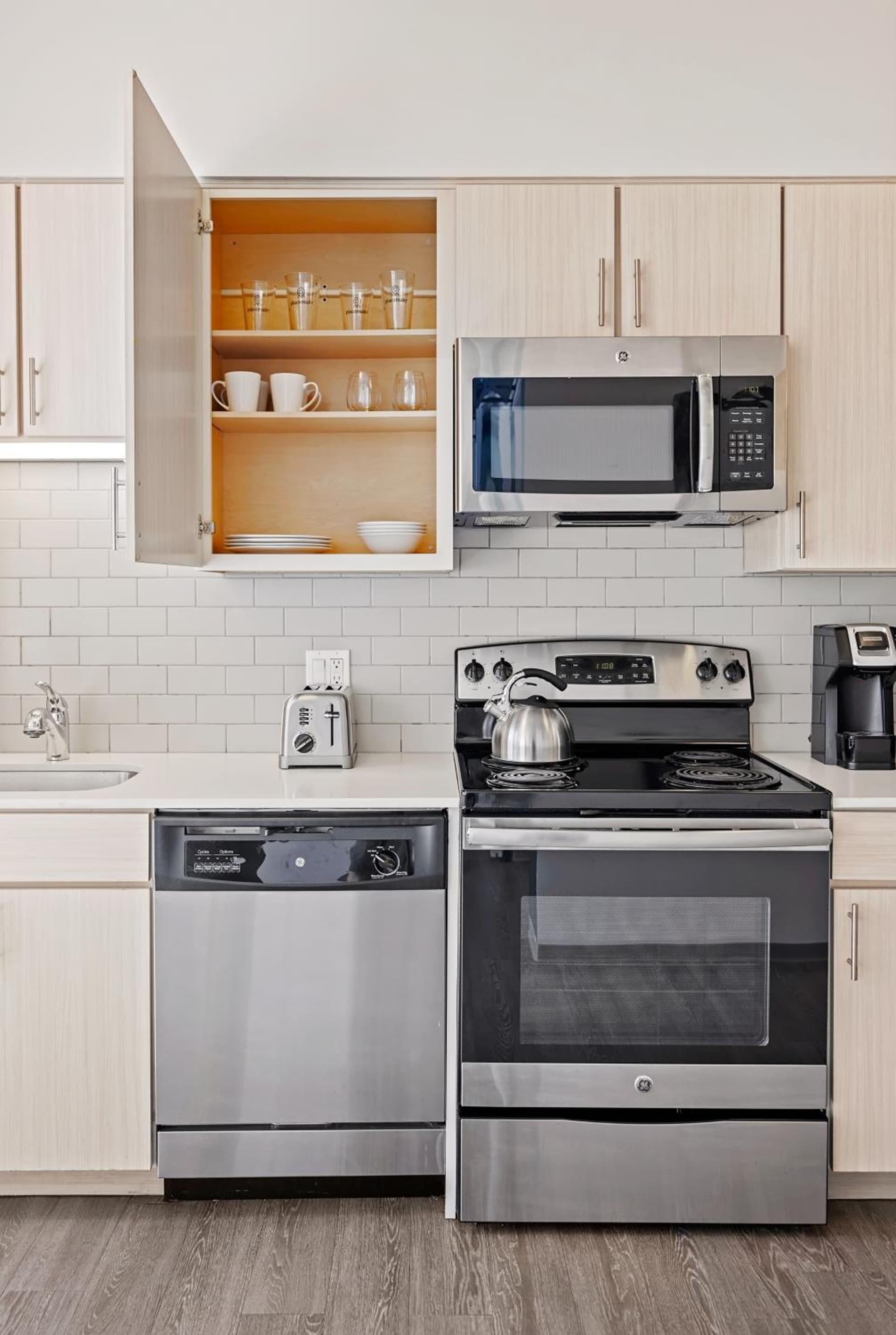 Placemakr Premier SoBro property views in Nashville, TN — gallery photo 3