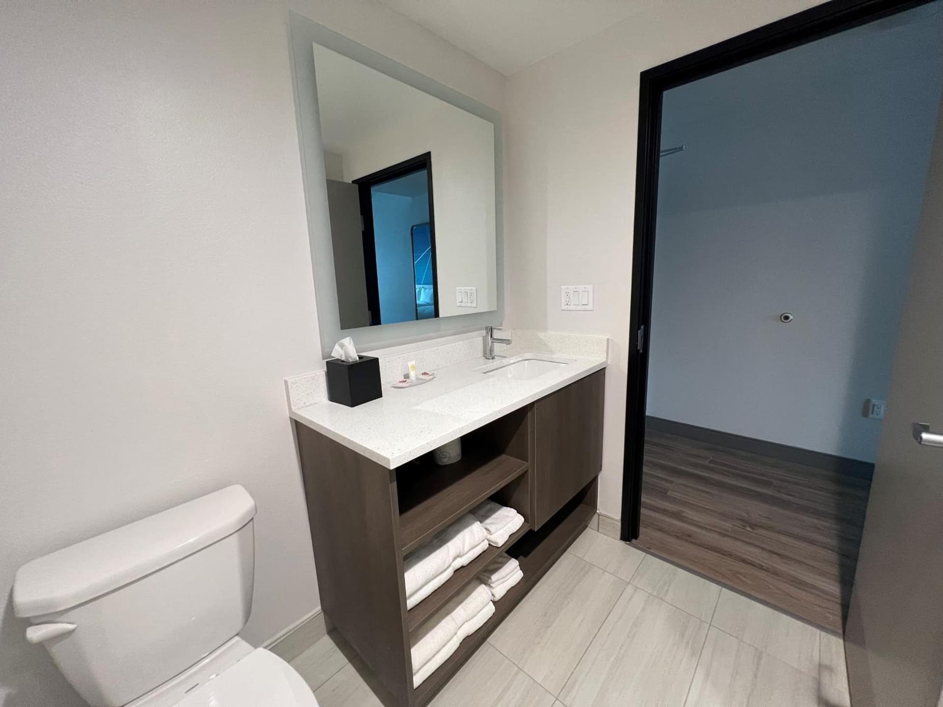 Comfort Inn & Suites New Port Richey Downtown District gallery photo in New Port Richey, FL — image 65