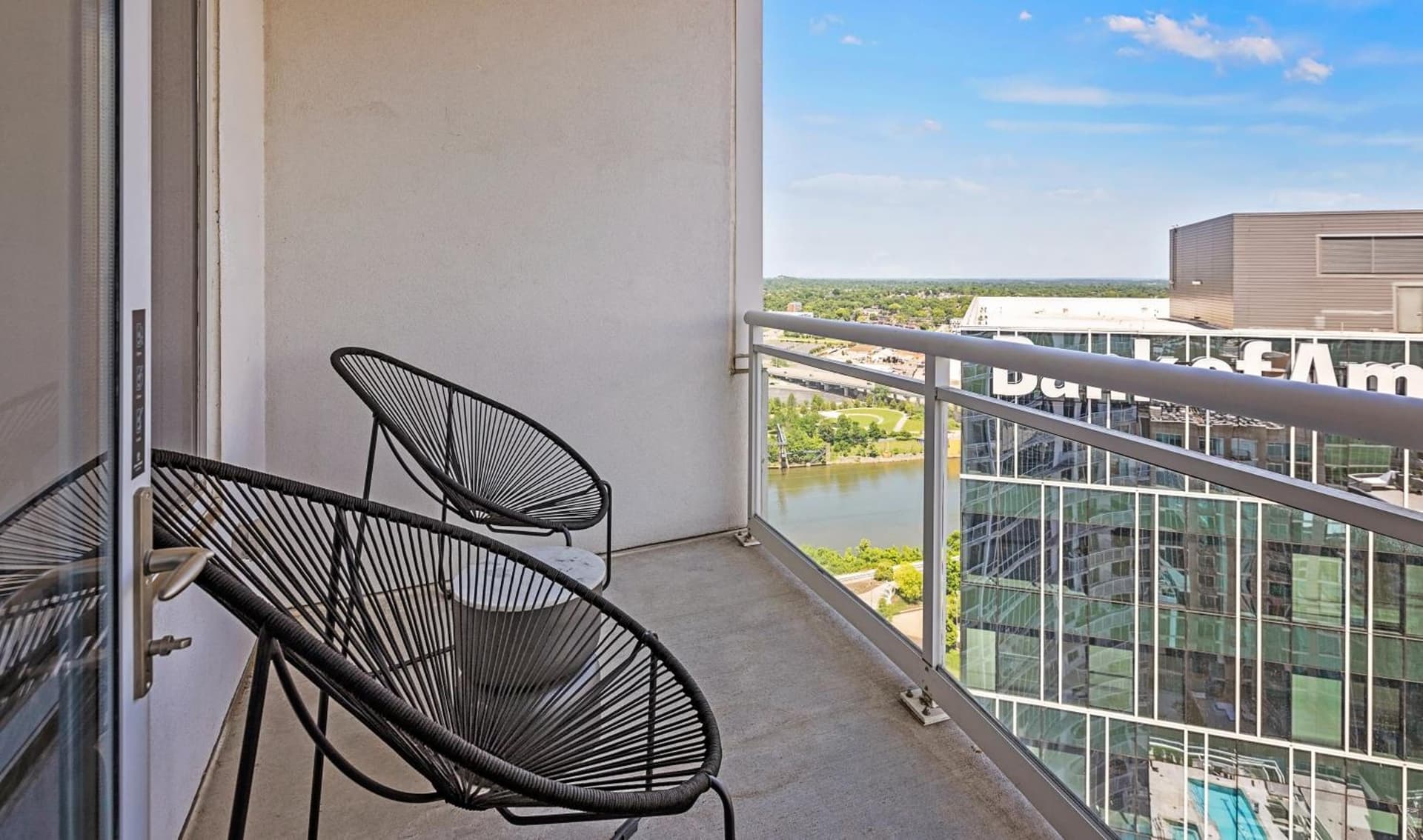 Placemakr Premier SoBro gallery photo in Nashville, TN — image 127
