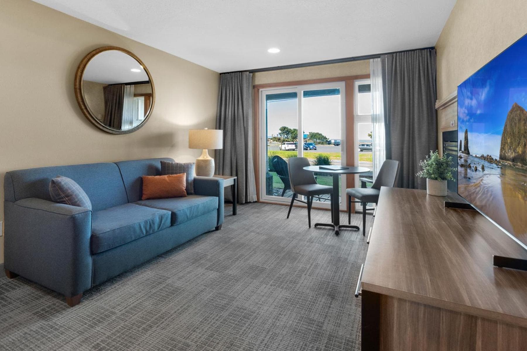 The Wayside Inn property views in Cannon Beach, OR — gallery photo 3