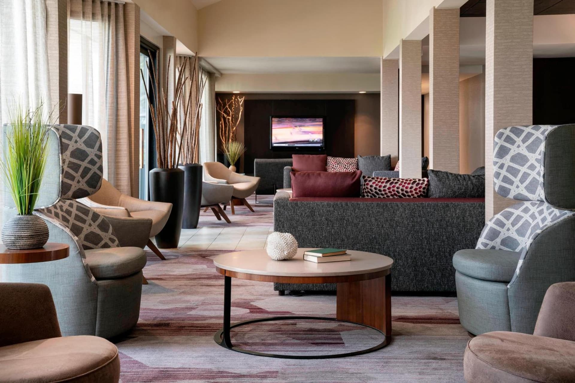 Courtyard by Marriott San Francisco Airport interior in San Bruno, CA — gallery photo 2