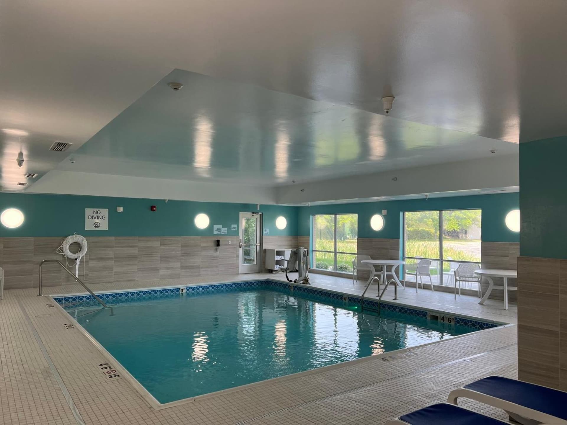 Holiday Inn Express & Suites - Michigan City by IHG gallery photo in Michigan City, IN — image 26