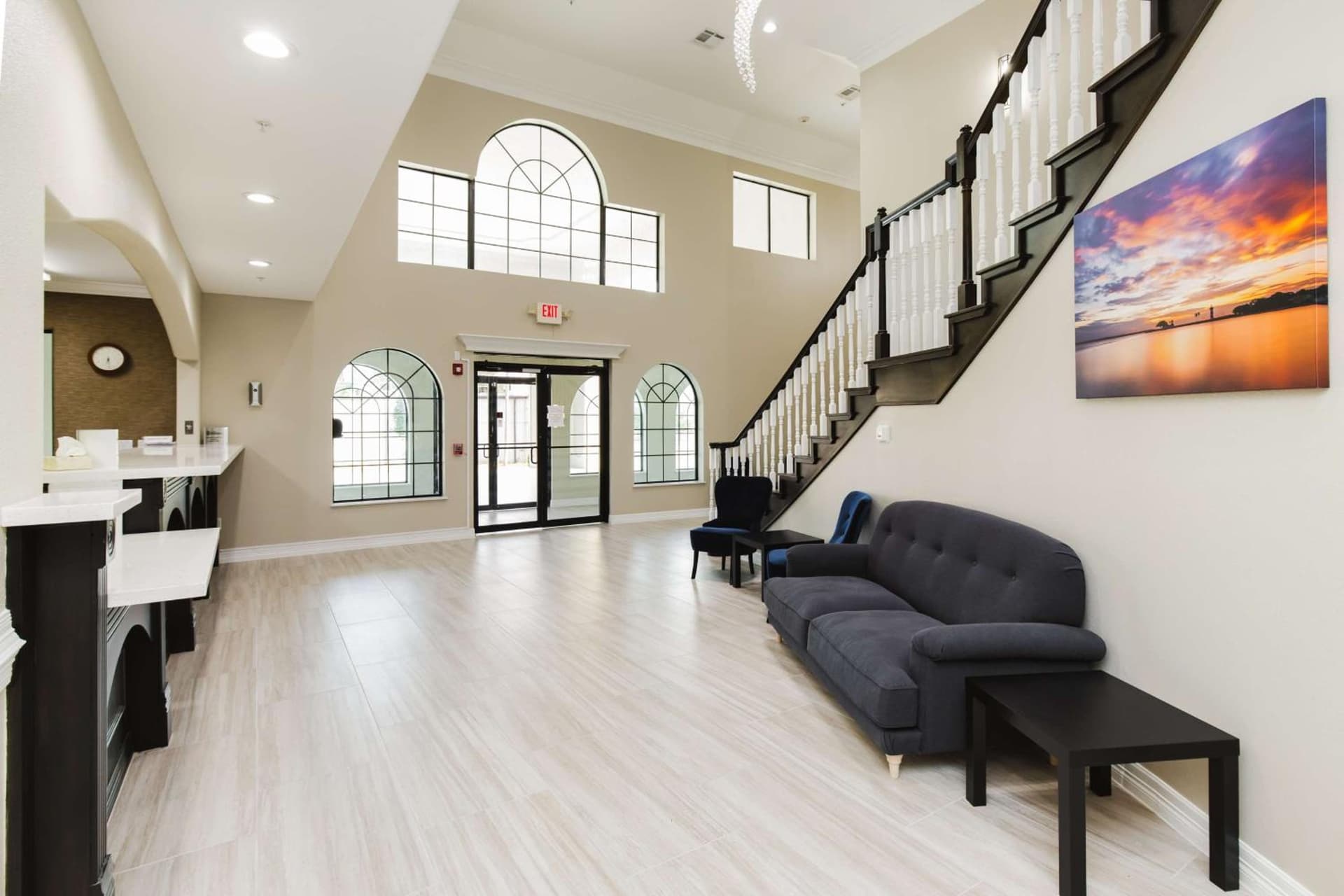 SureStay Studio by Best Western Conroe Downtown interior in Conroe, TX — gallery photo 2