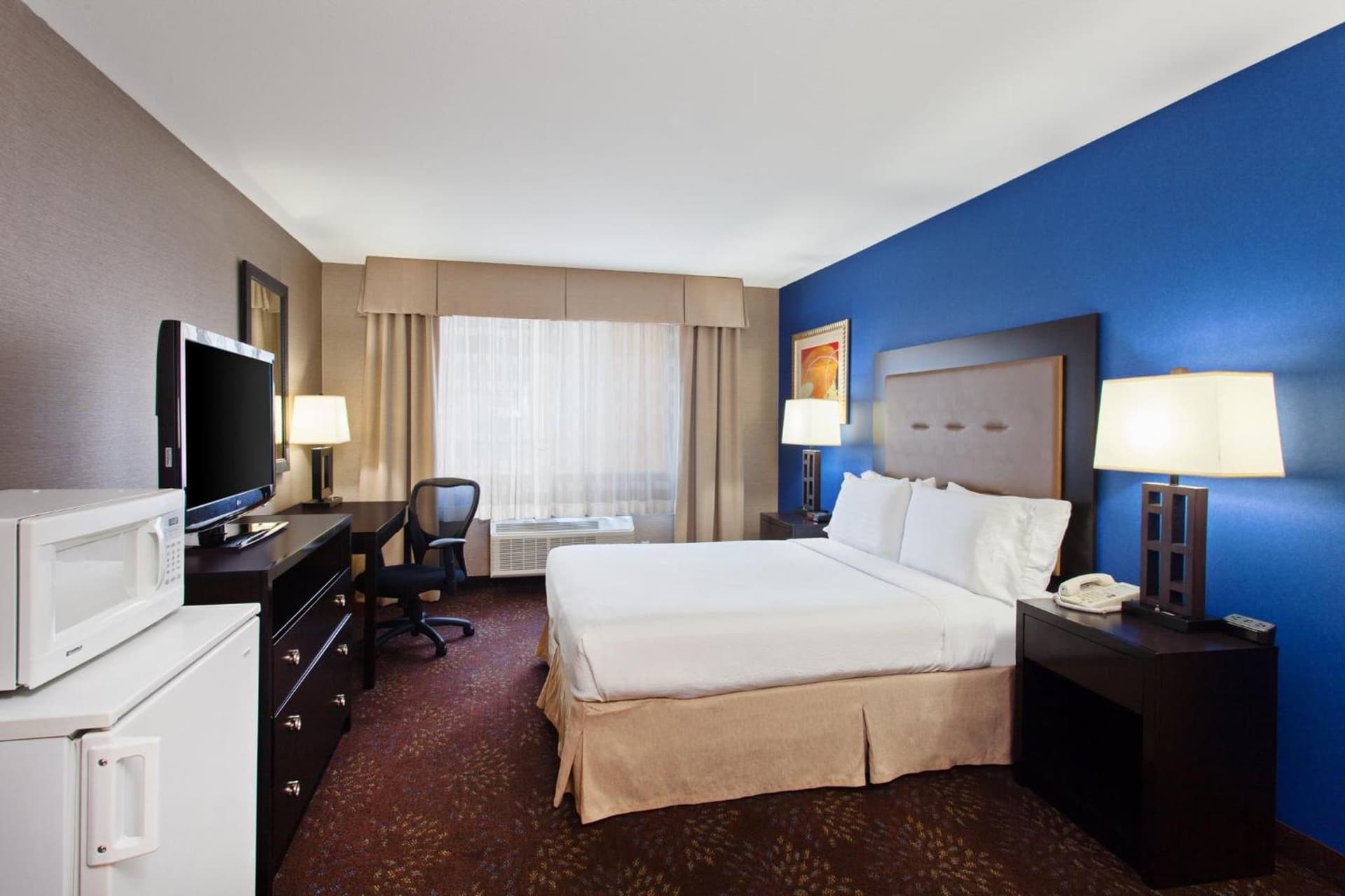 Holiday Inn Express & Suites Seattle Downtown - Lake Union by IHG gallery photo in Seattle, WA — image 11