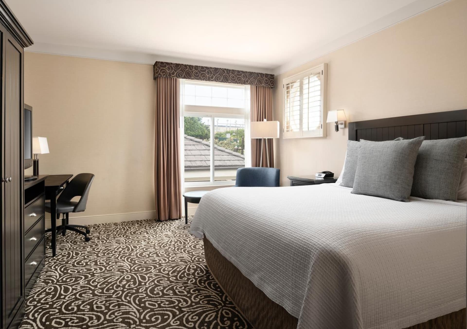 West Inn & Suites gallery photo in Carlsbad, CA — image 16