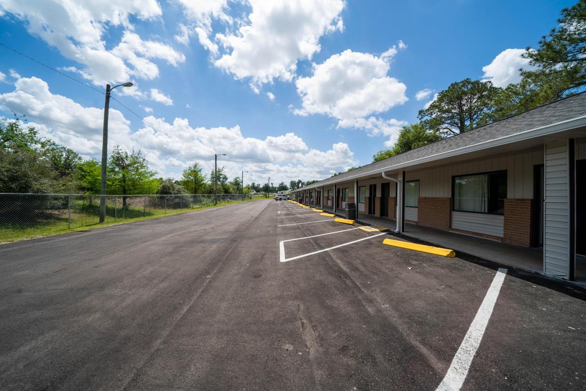 OYO Hotel Ocala, FL I-75 property views in Ocala, FL — gallery photo 3