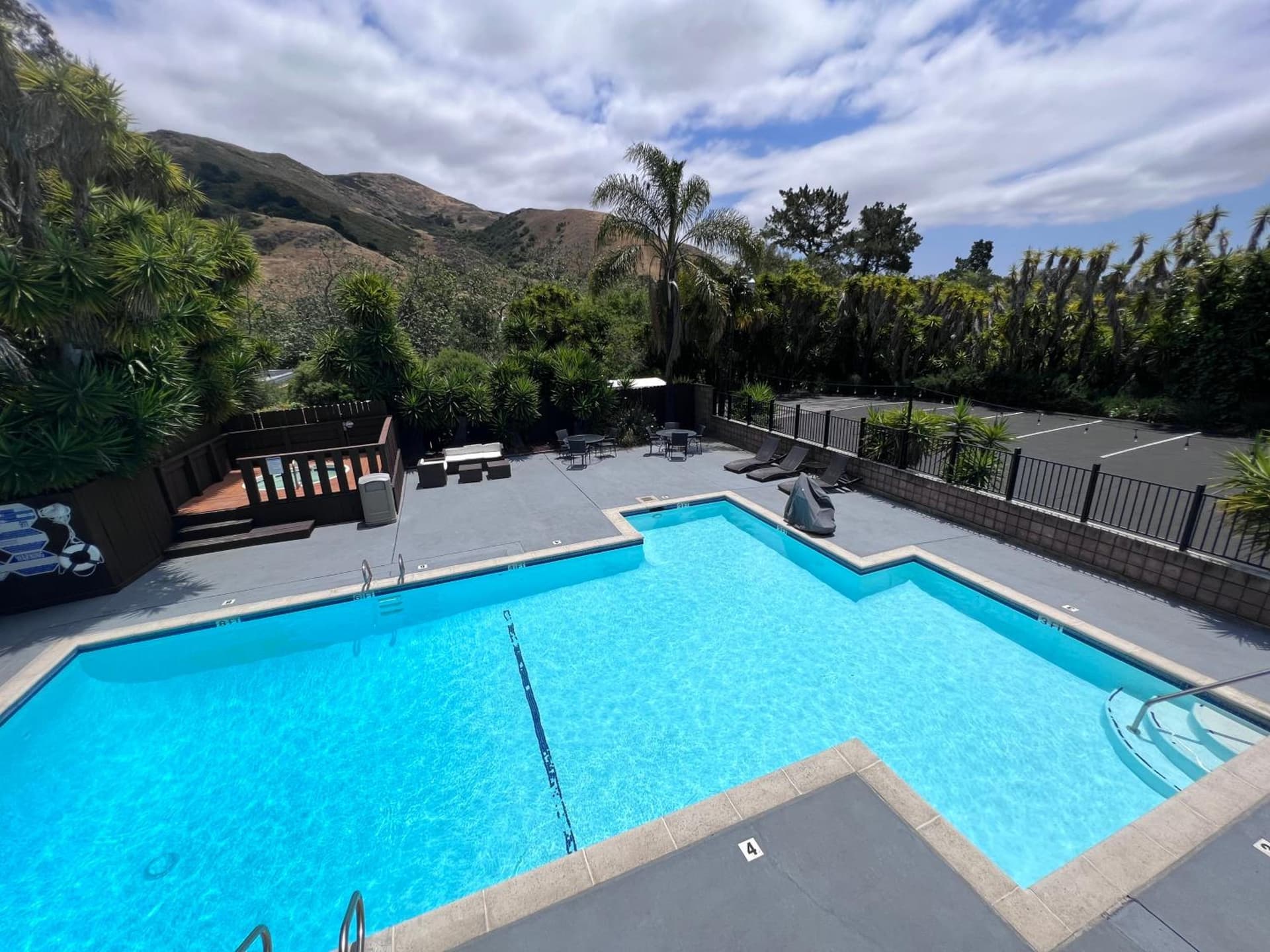 Inn at San Luis Obispo interior in San Luis Obispo, CA — gallery photo 2