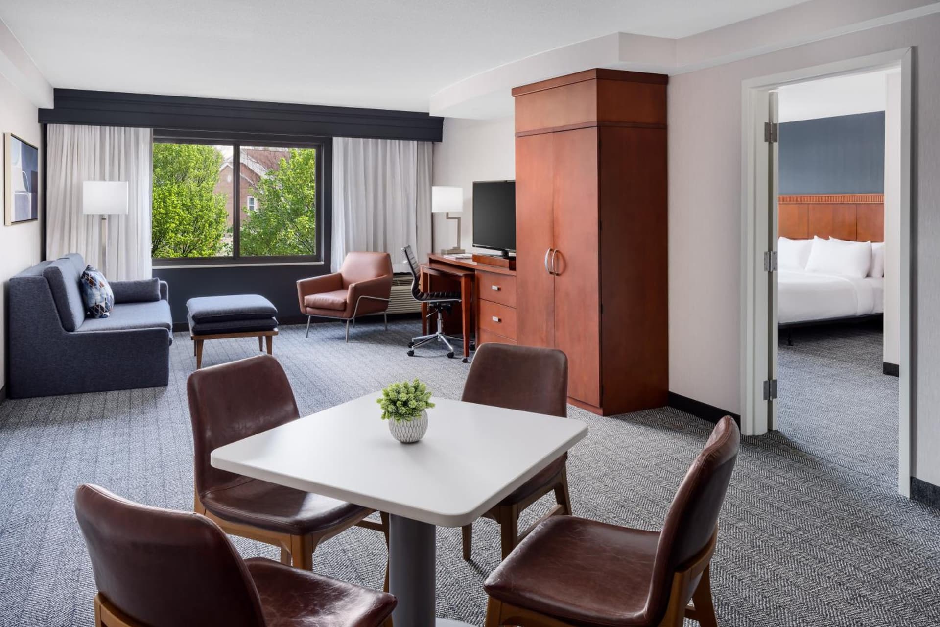 Courtyard by Marriott Manchester-Boston Regional Airport gallery photo in Manchester, NH — image 6
