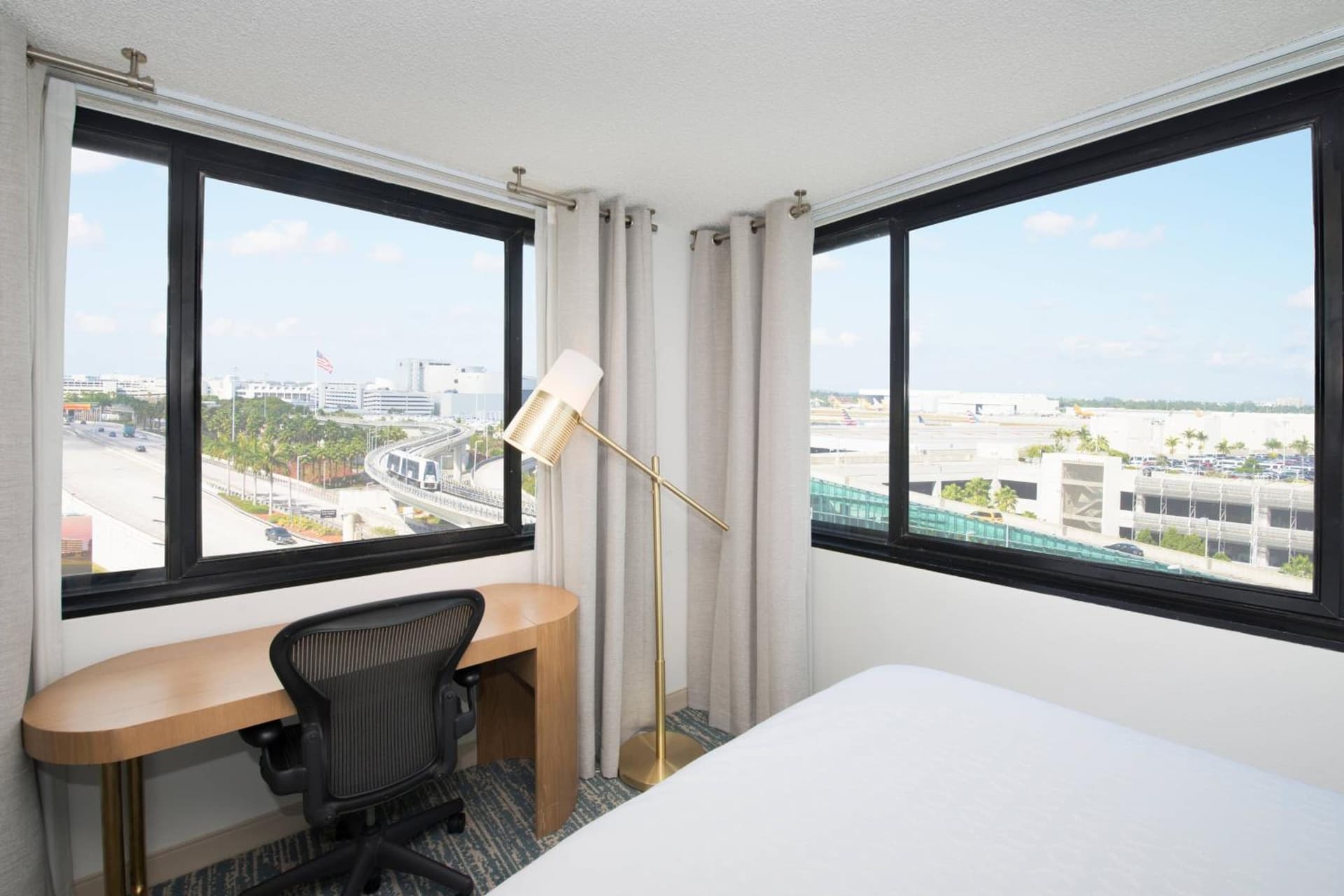 Sheraton Miami Airport Hotel and Executive Meeting Center gallery photo in Miami, FL — image 25