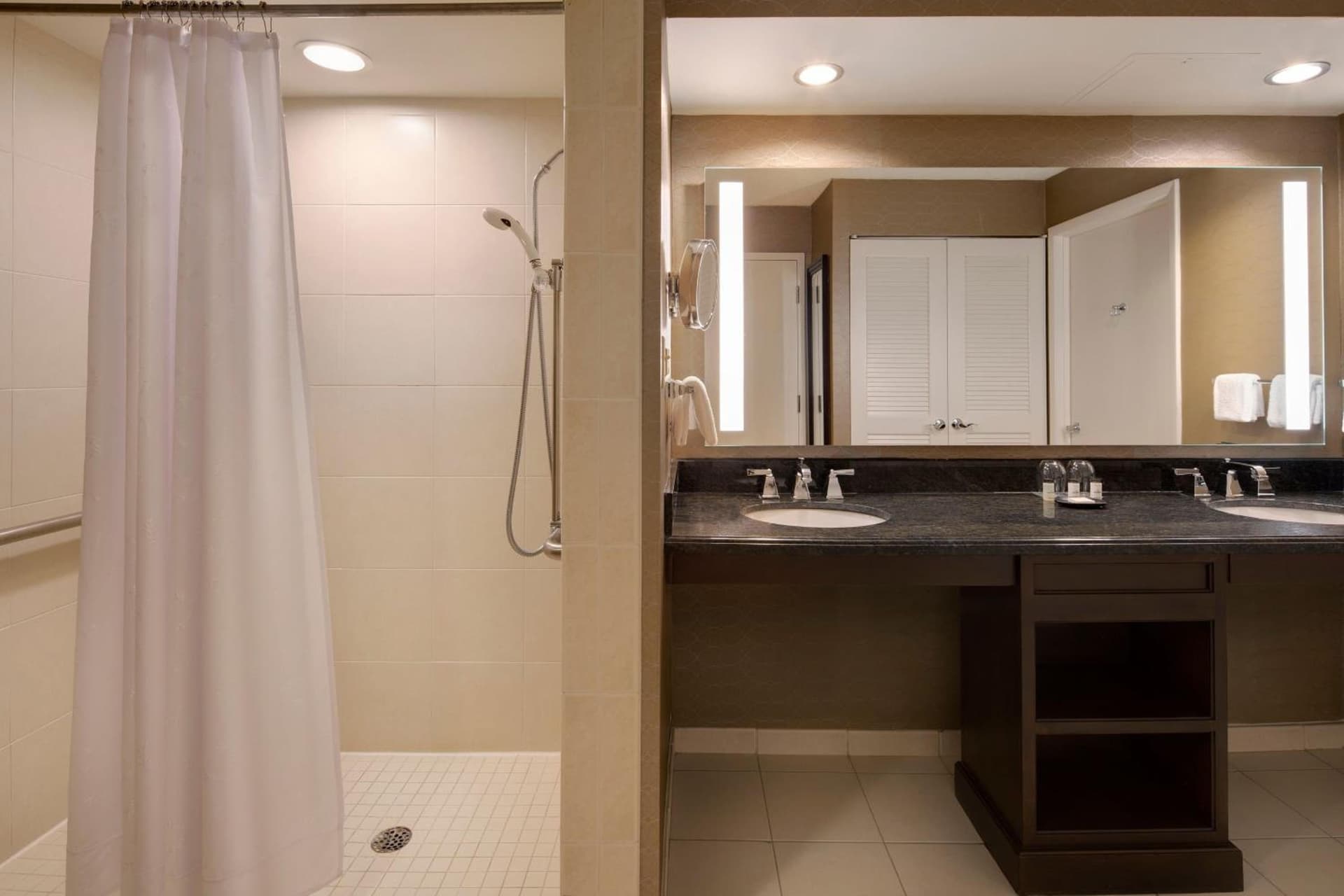 Sheraton Suites Fort Lauderdale West gallery photo in Plantation, FL — image 32