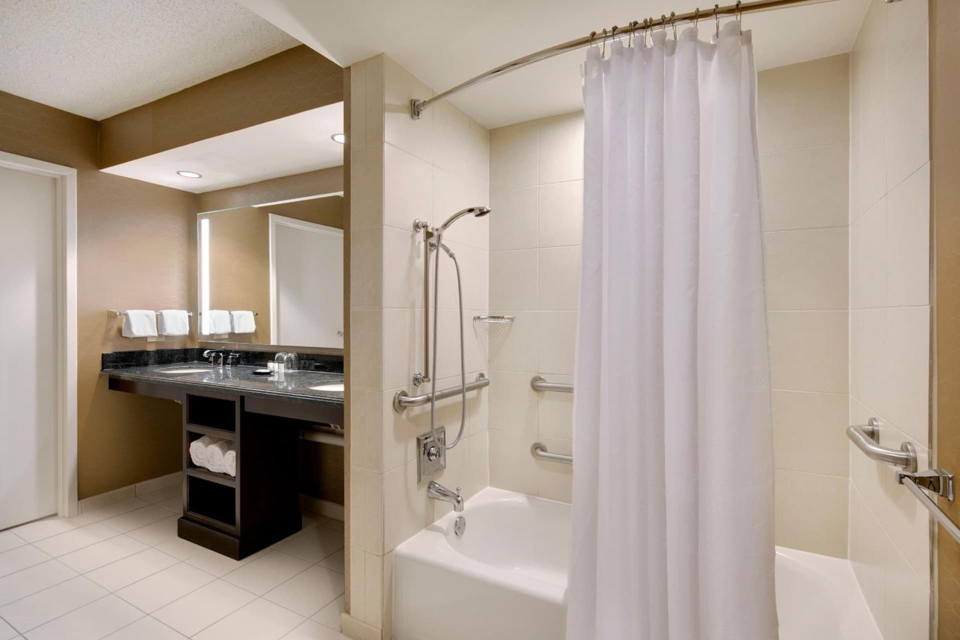 Sheraton Suites Fort Lauderdale West gallery photo in Plantation, FL — image 48