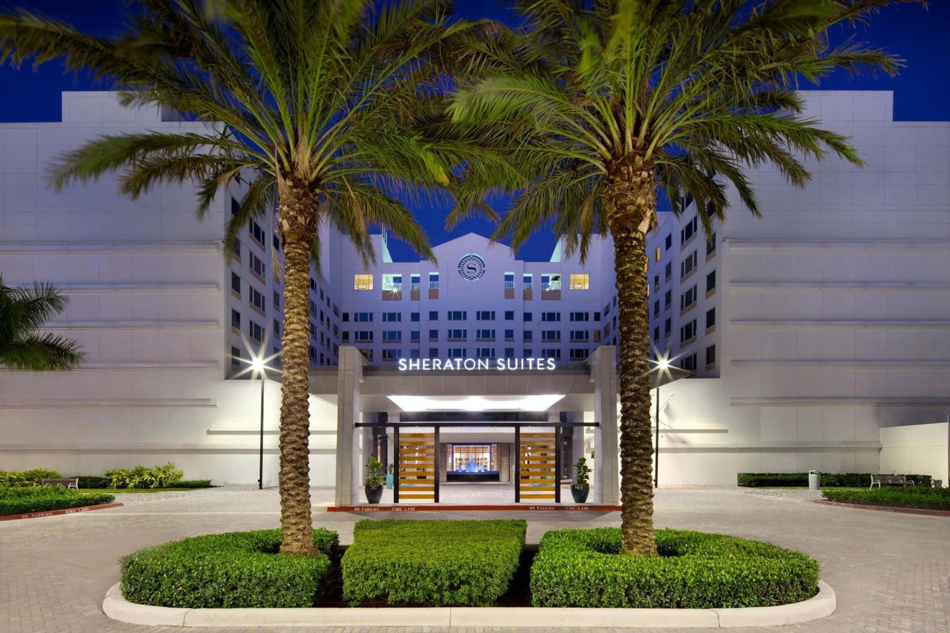 Sheraton Suites Fort Lauderdale West interior in Plantation, FL — gallery photo 2