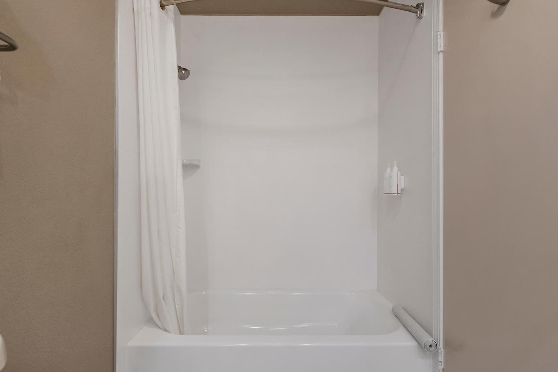 Heritage Inn - Yosemite/Sonora property views in Sonora, CA — gallery photo 3