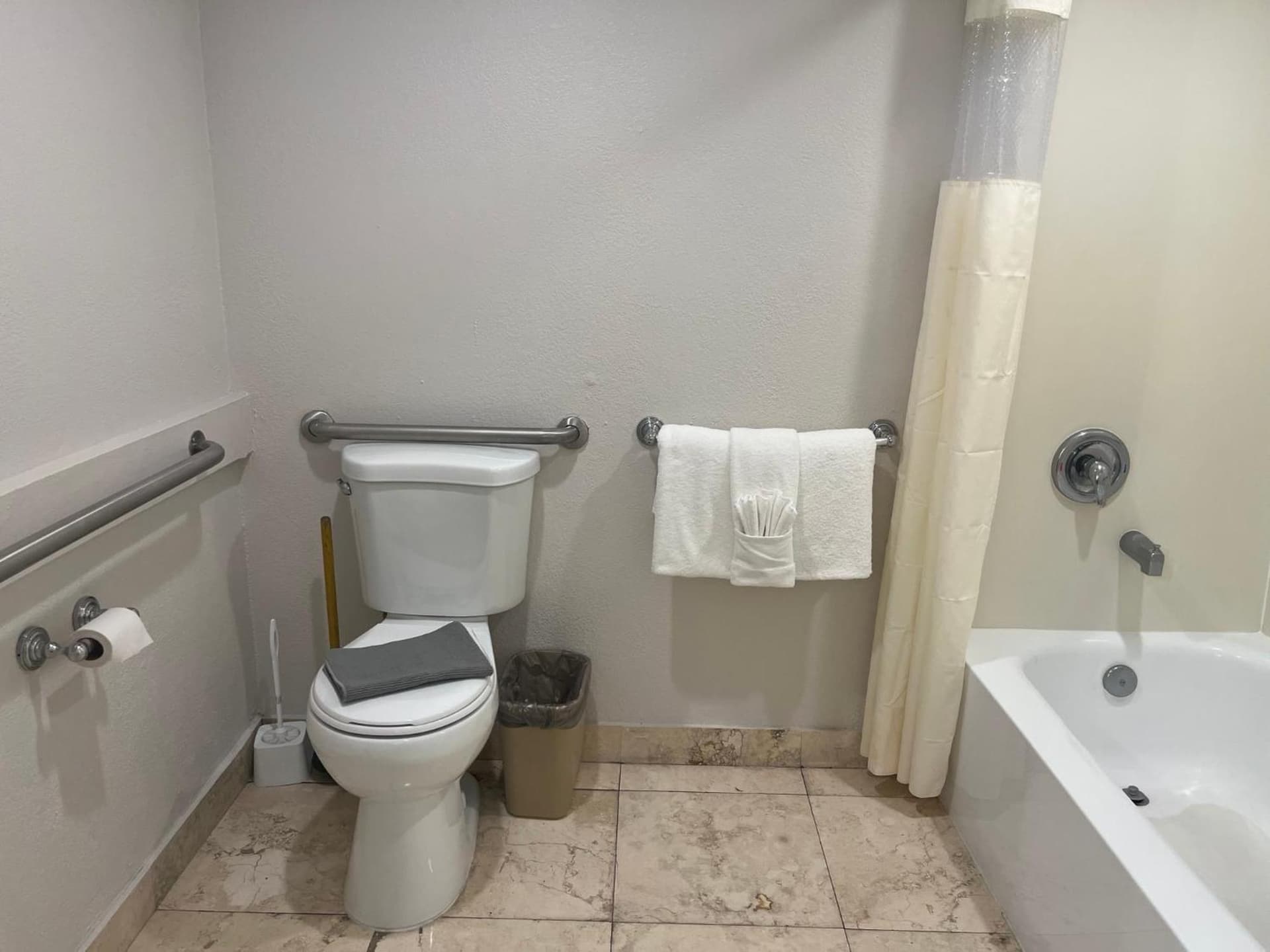 Boca Plaza gallery photo in Boca Raton, FL — image 75