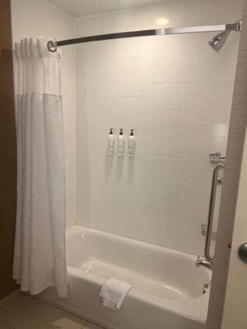 Fairfield Inn & Suites by Marriott Belle Vernon property views in Belle Vernon, PA — gallery photo 3