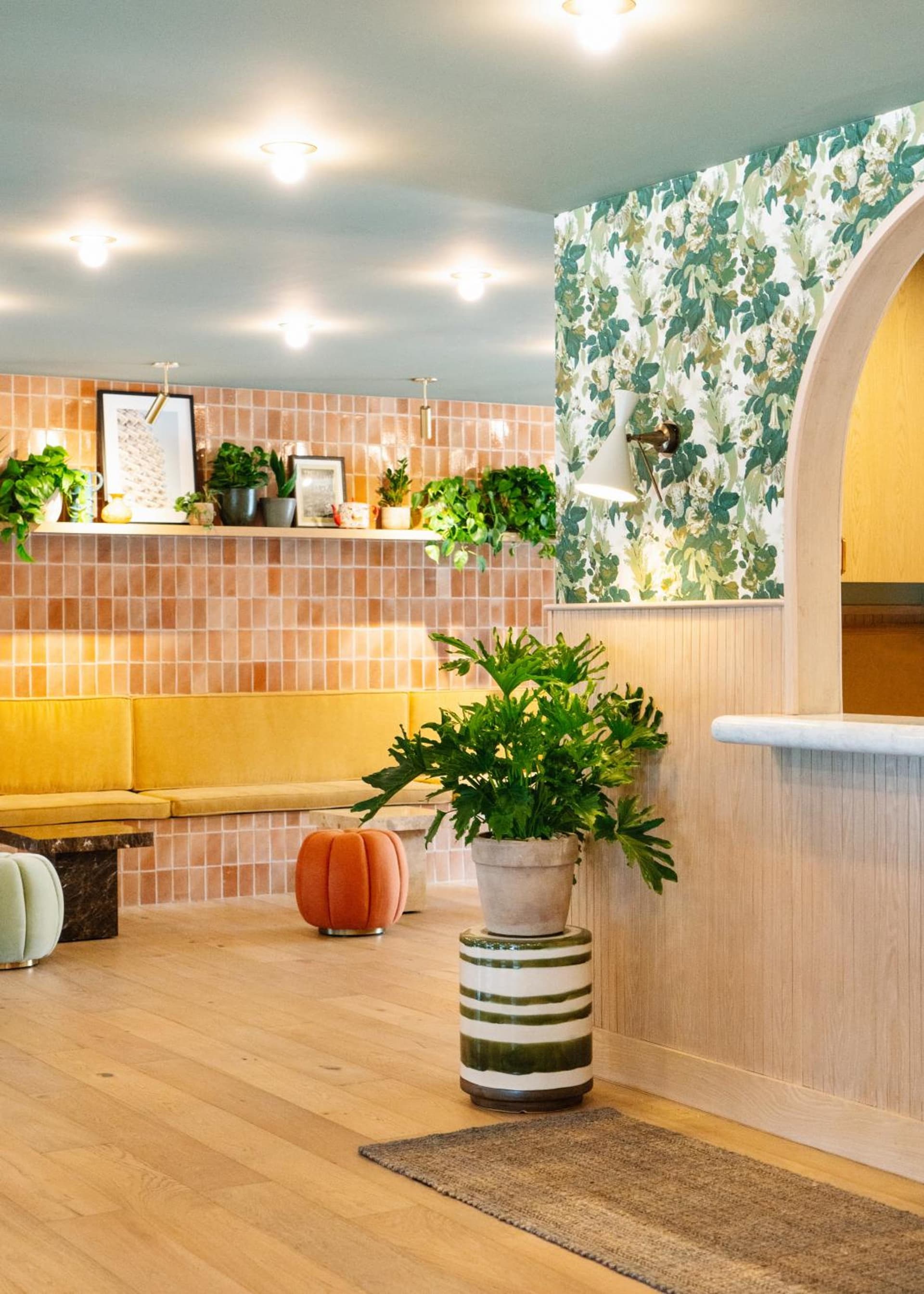 Palihotel Hollywood near Universal Studios interior in Los Angeles, CA — gallery photo 2