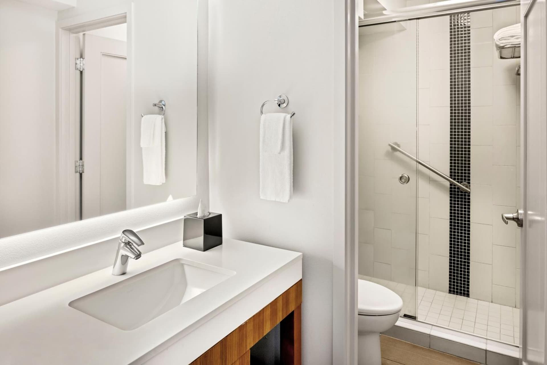 Hyatt Place Waikiki Beach gallery photo in Honolulu, HI — image 15