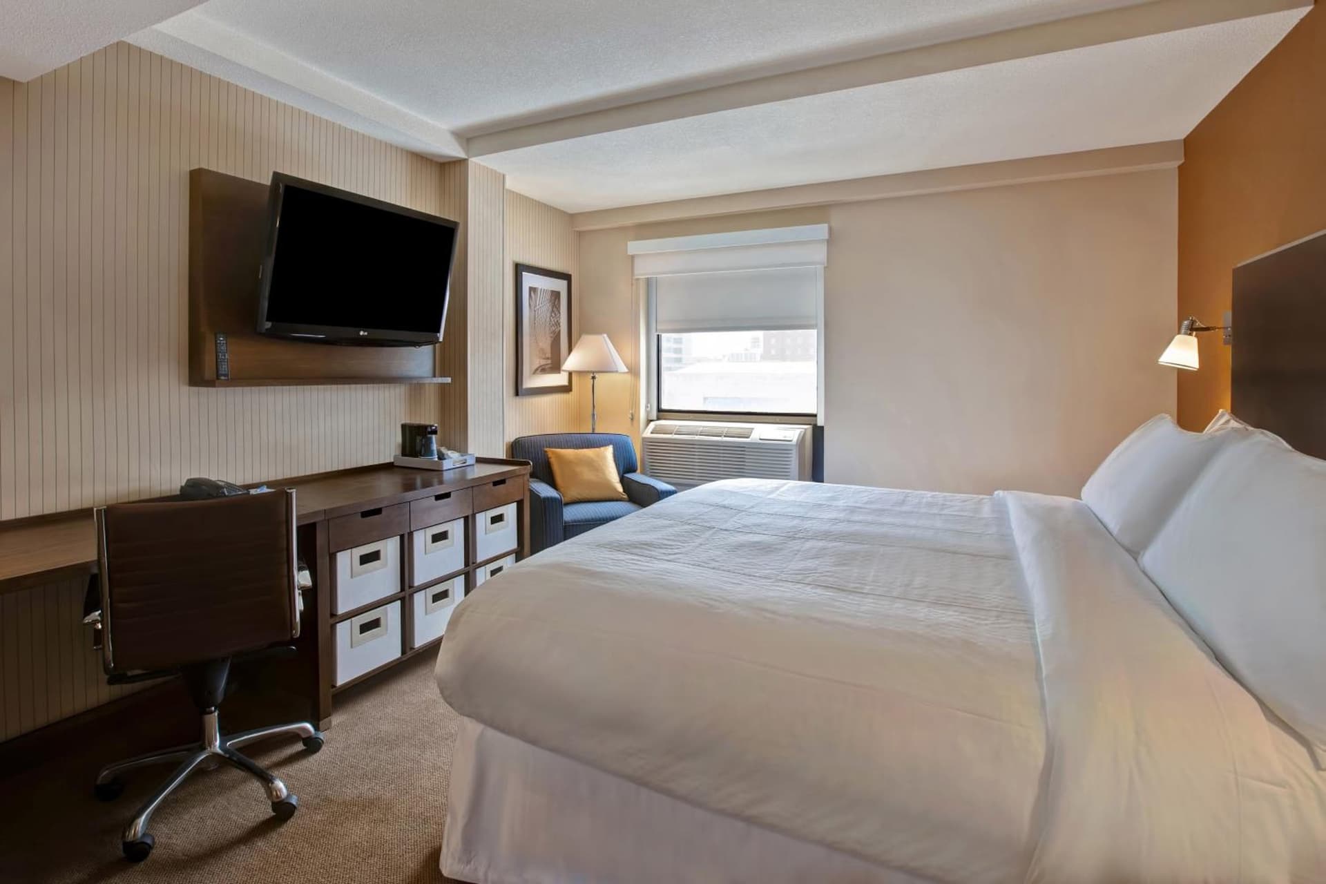 Four Points by Sheraton Peoria gallery photo in Peoria, IL — image 78