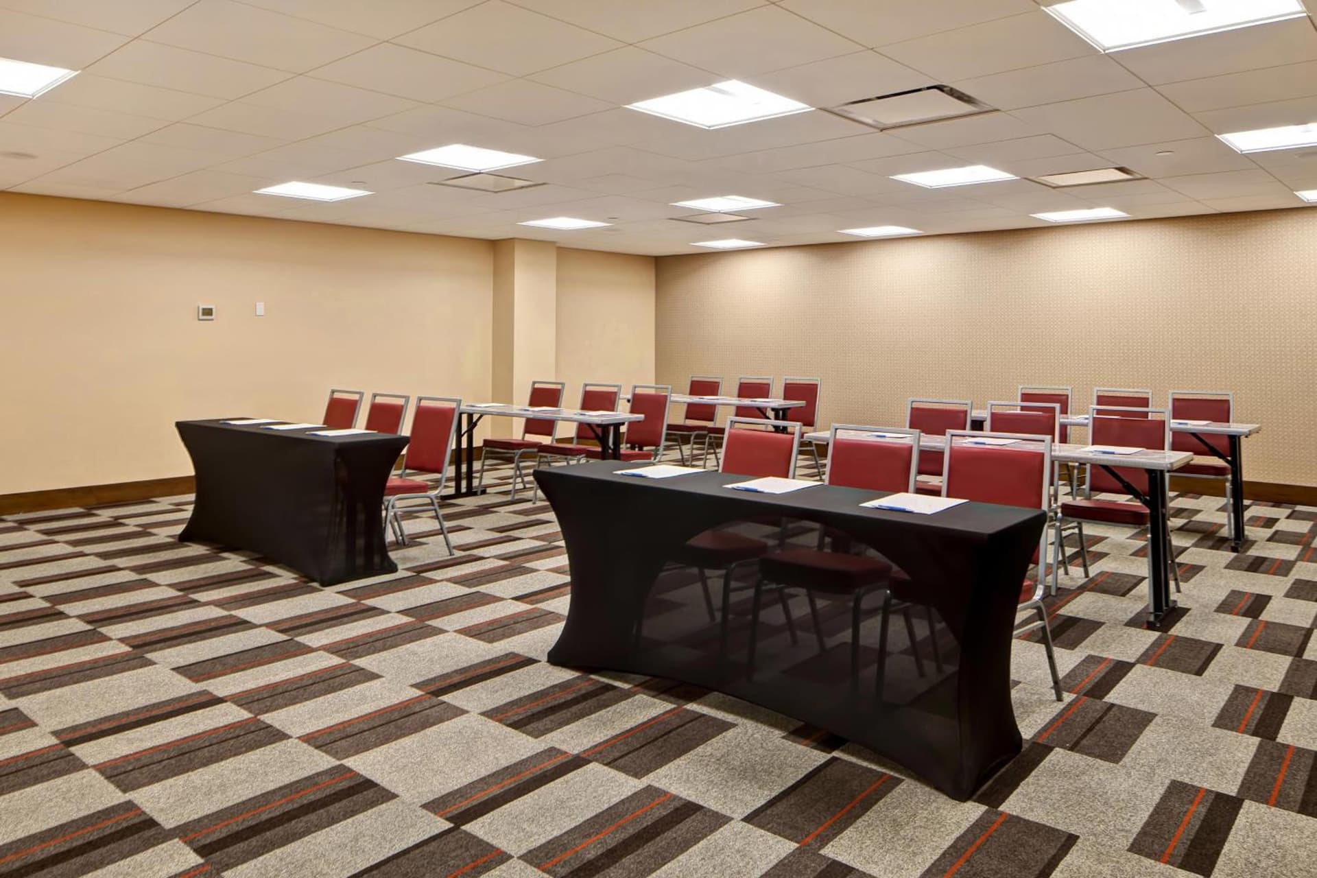 Four Points by Sheraton Peoria gallery photo in Peoria, IL — image 85
