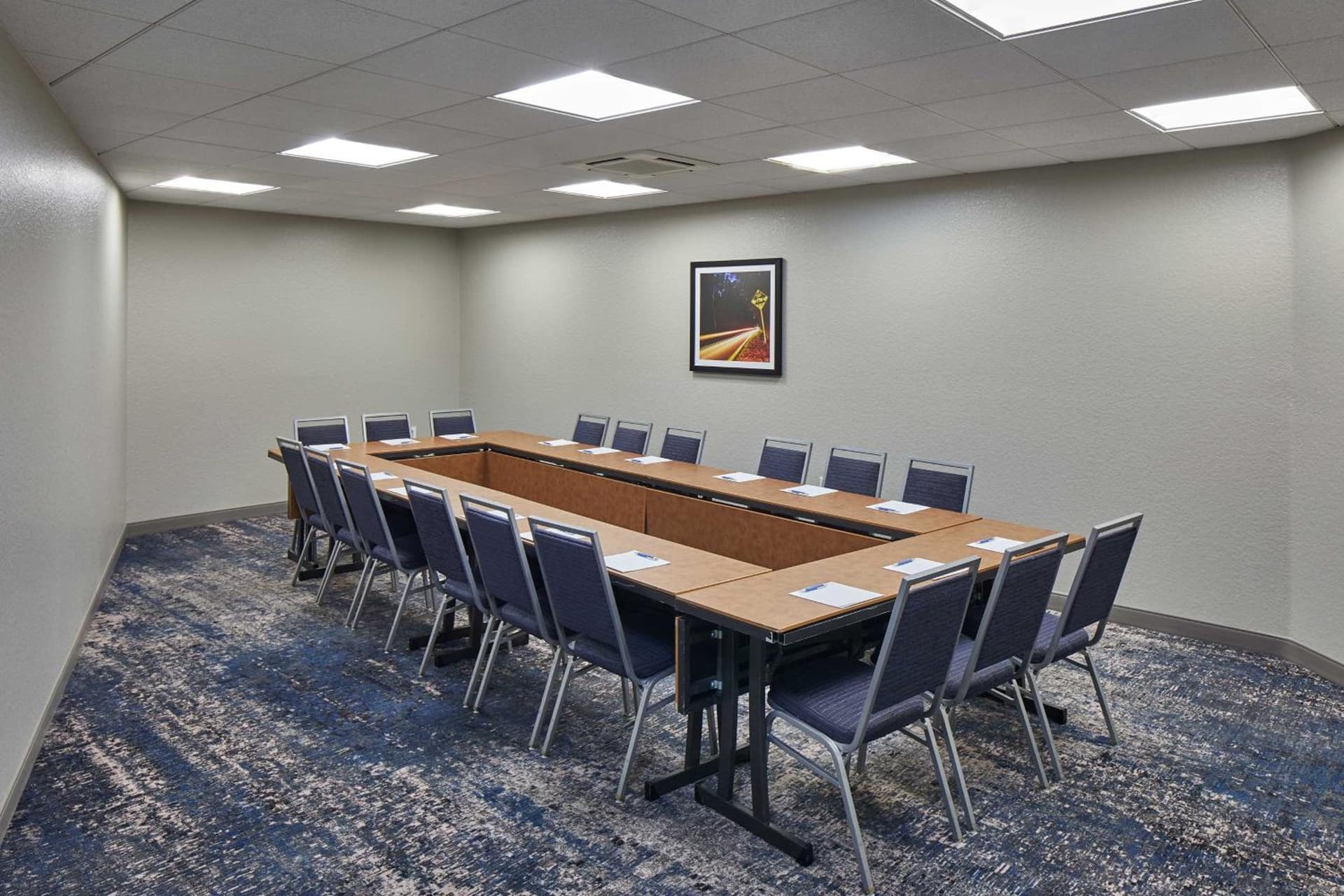 Four Points by Sheraton Tallahassee Downtown interior in Tallahassee, FL — gallery photo 2